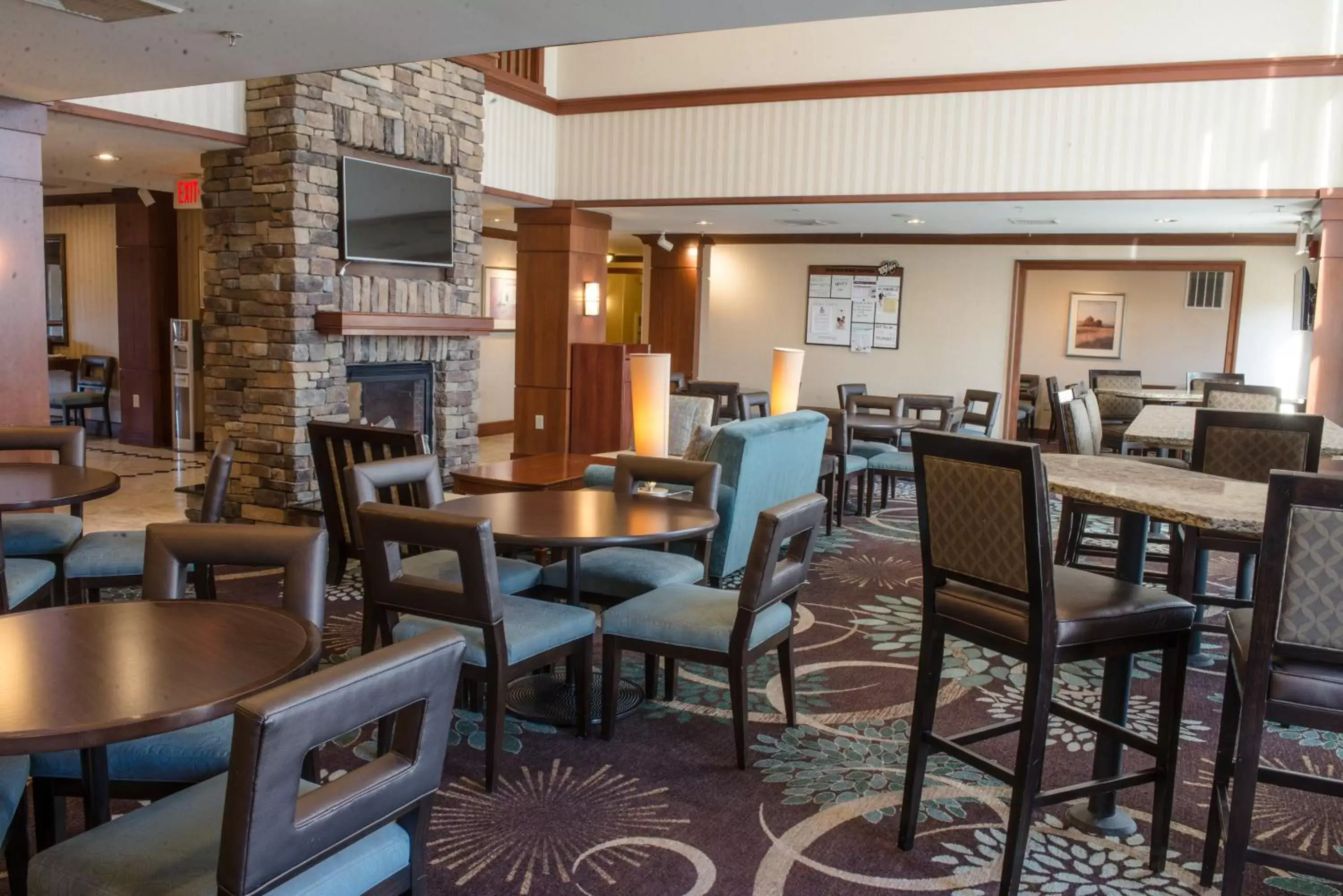 Breakfast, Restaurant/Places to Eat in Staybridge Suites Harrisburg-Hershey, an IHG Hotel