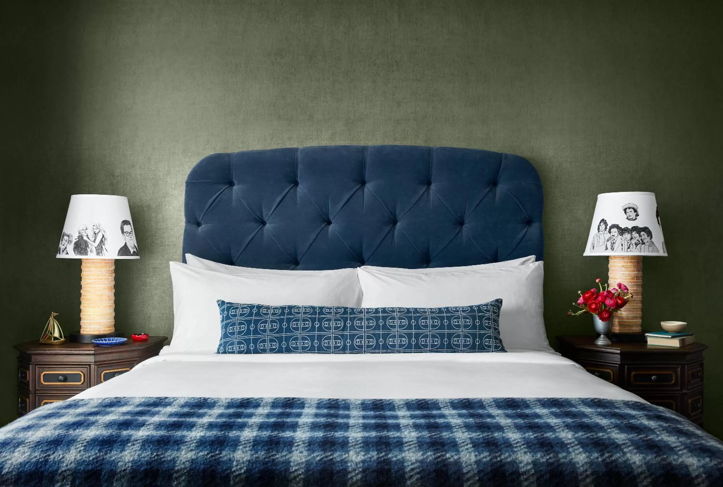 Bed in Graduate by Hilton Storrs