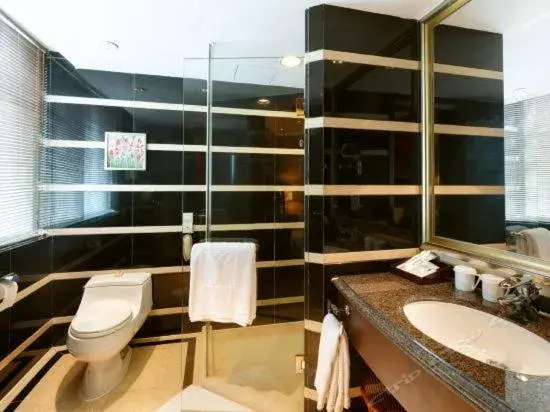 Bathroom in Grand International Hotel