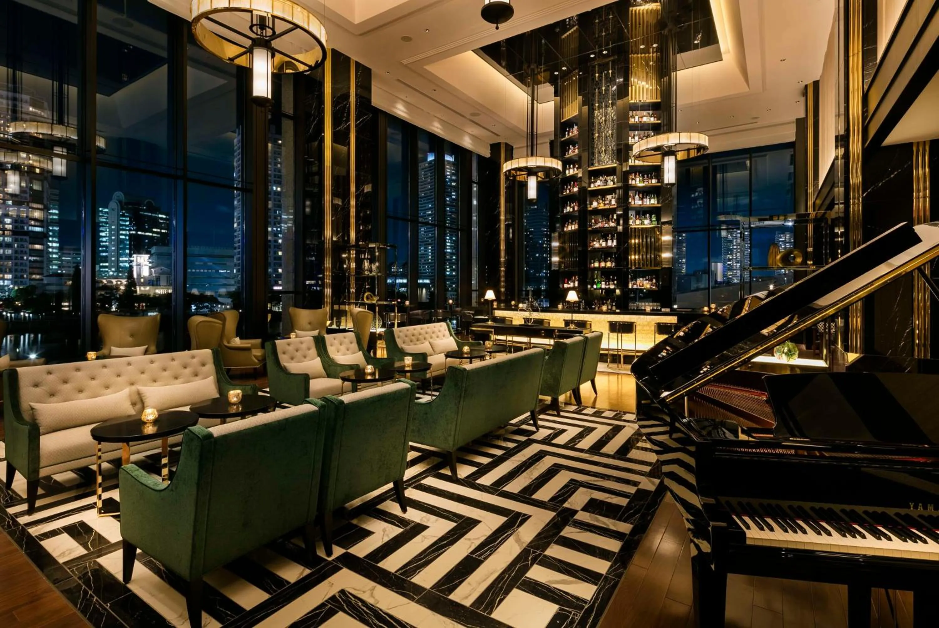 Restaurant/places to eat in Hilton Yokohama