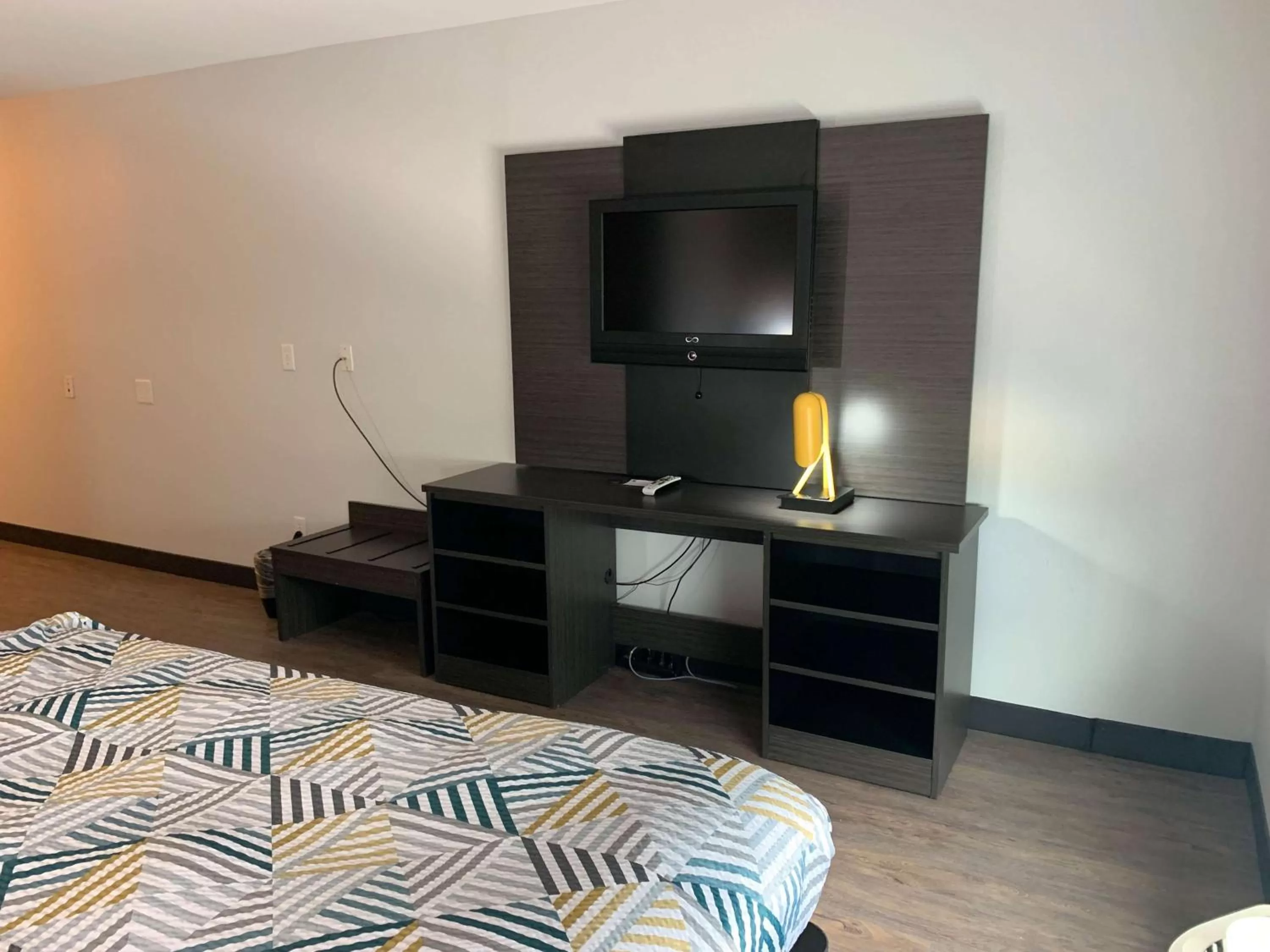 Photo of the whole room, TV/Entertainment Center in Studio 6 Hobbs NM Event Center