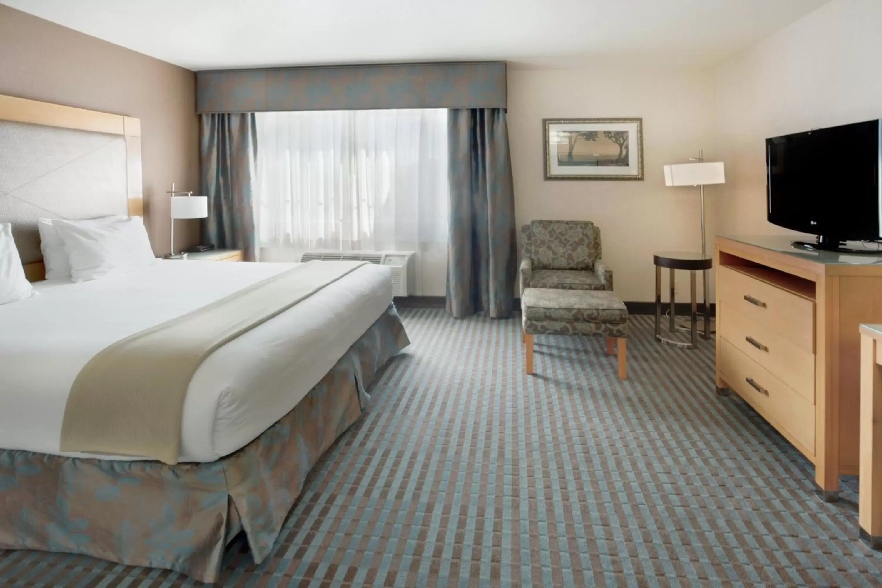 Holiday Inn Express Monterey - Cannery Row by IHG Holiday Inn Express Monterey - Cannery Row by IHG