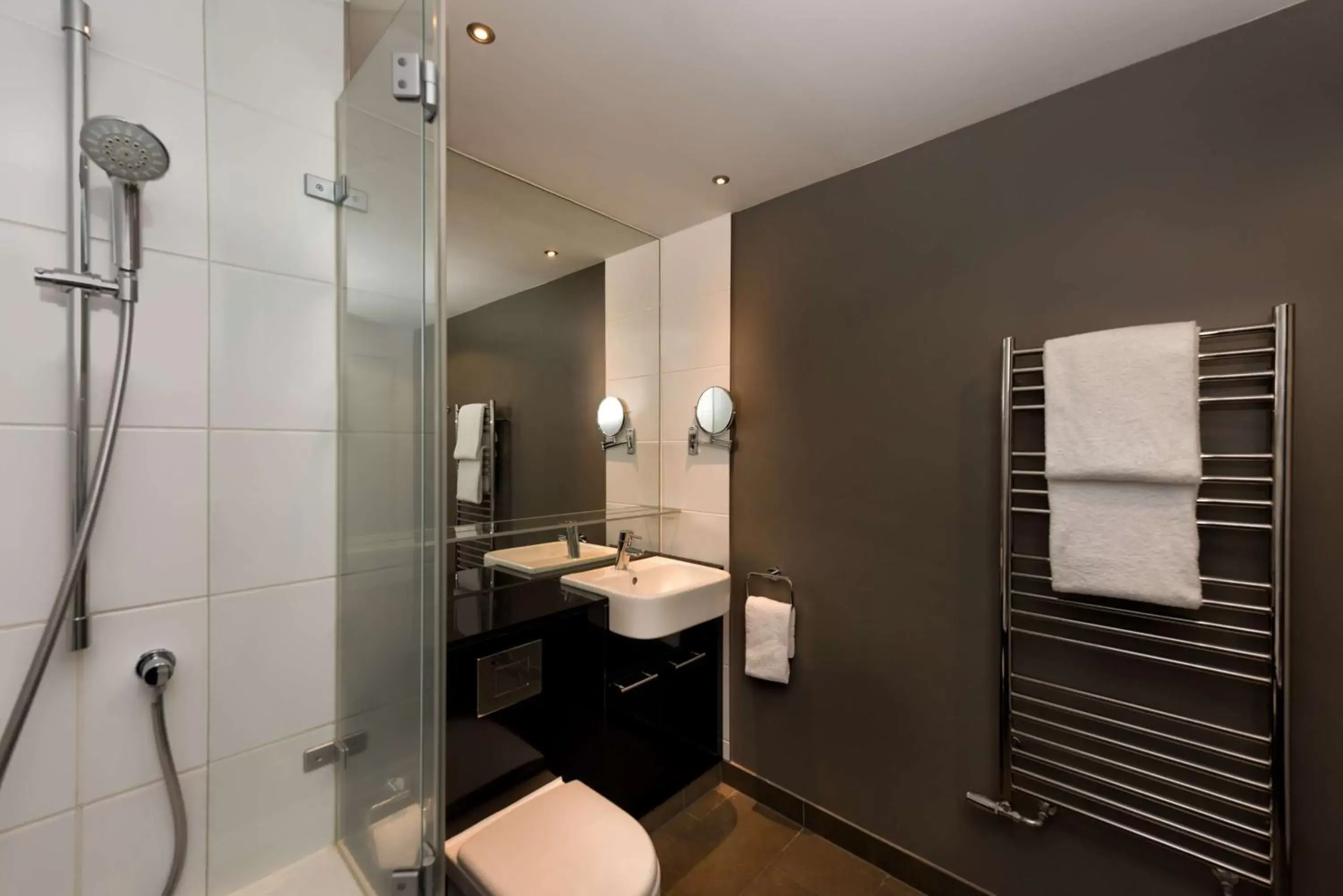 Two-Bedroom Interconnecting Studios - single occupancy in Adina Apartment Hotel Frankfurt Neue Oper Two-Bedroom Interconnecting Studios - single occupancy in Adina Apartment Hotel Frankfurt Neue Oper