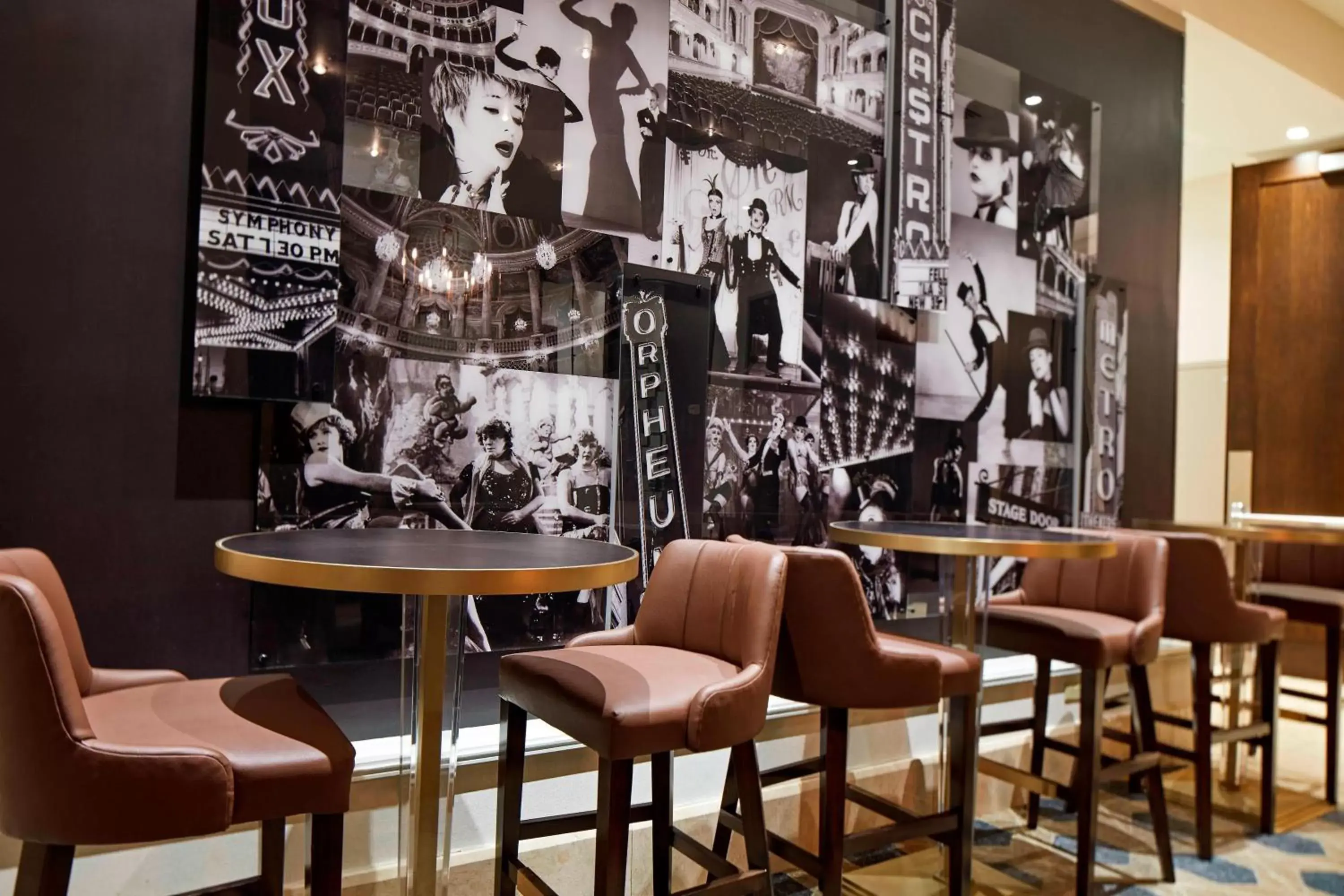 Restaurant/places to eat, Lounge/Bar in Hotel Adagio, Autograph Collection