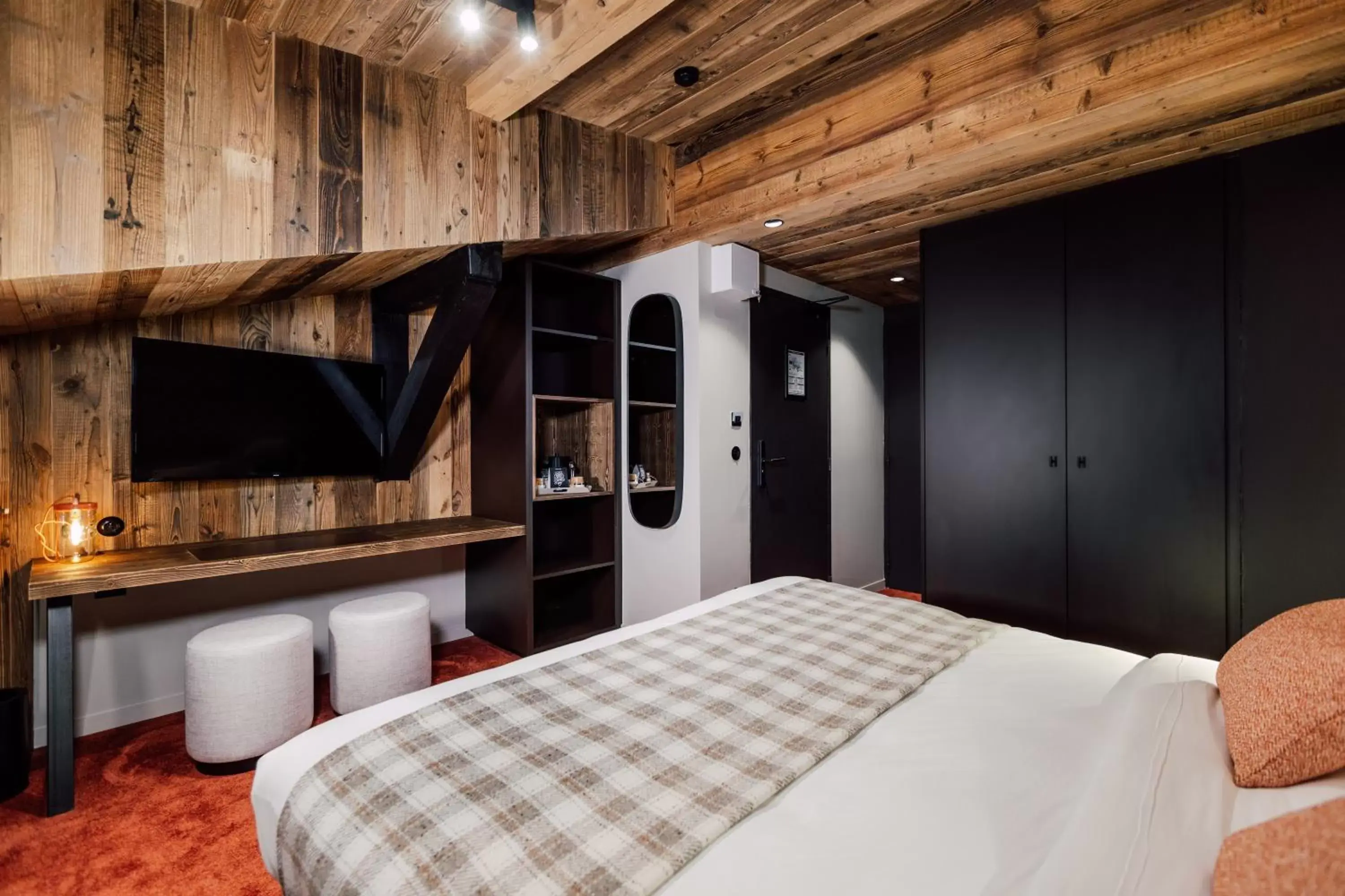 Economy Double Room in Hôtel Névé Economy Double Room in Hôtel Névé