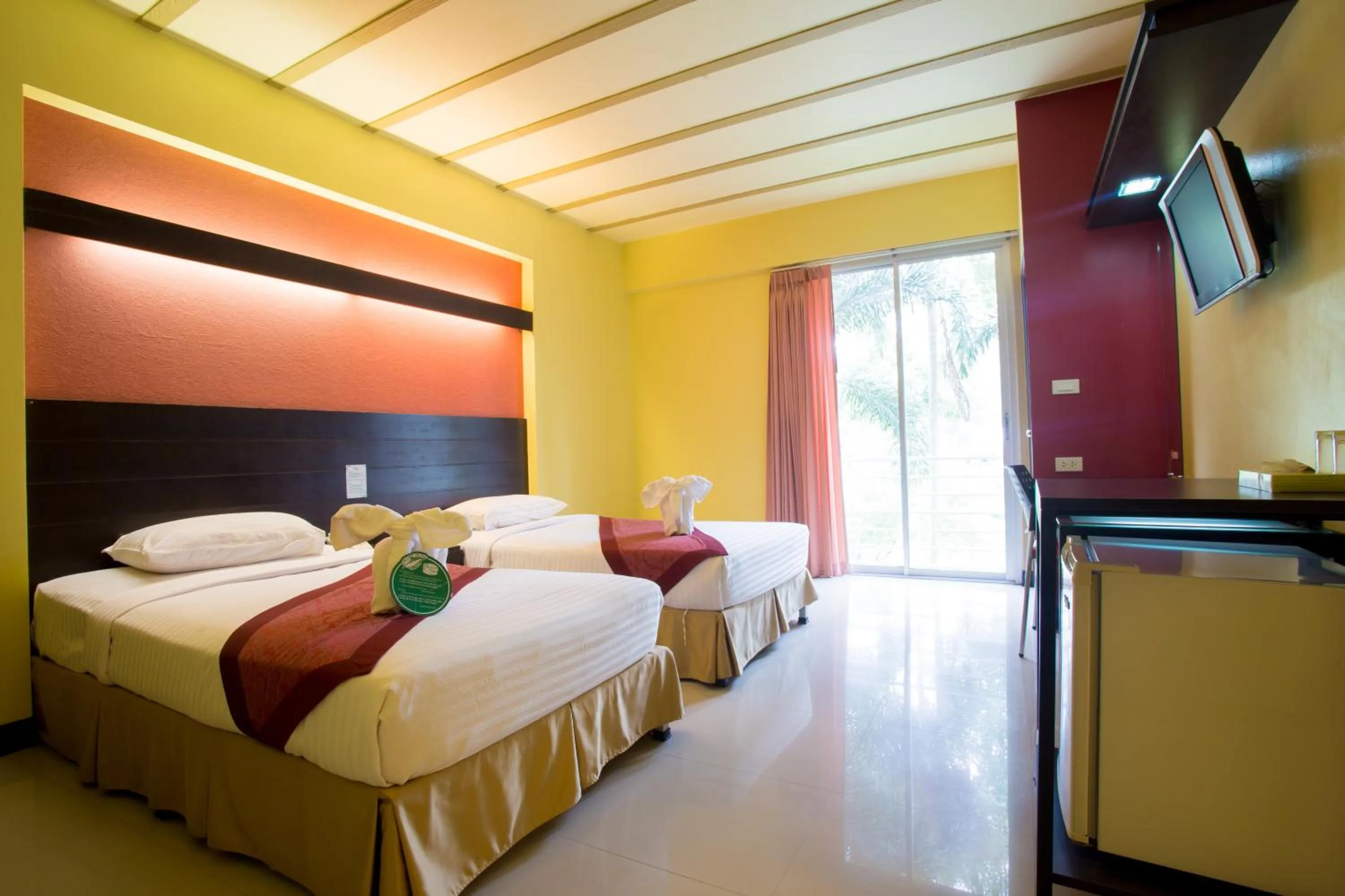 Decorative detail, Bed in Brookside Valley Resort