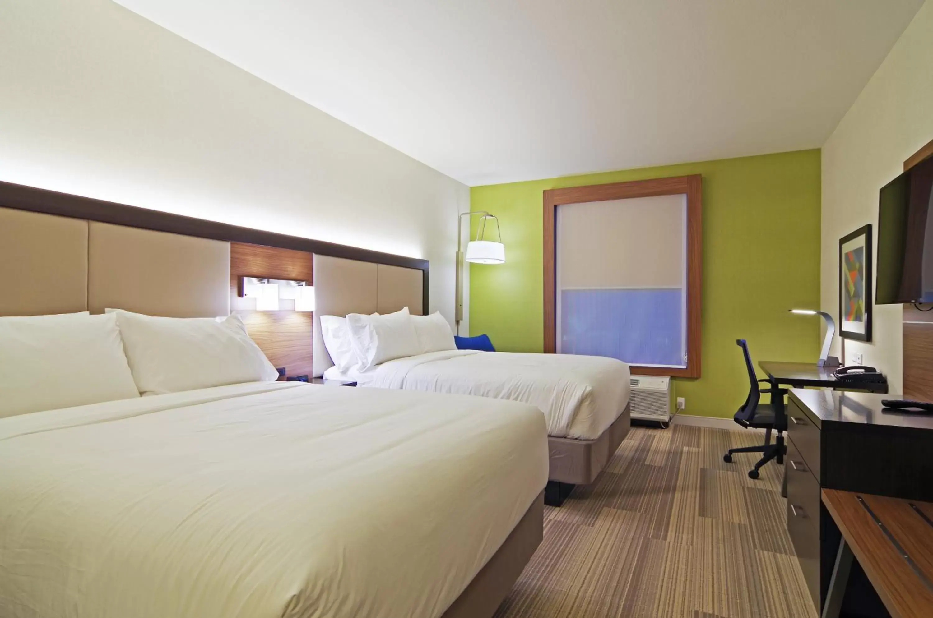 Photo of the whole room, Bed in Holiday Inn Express & Suites - Phoenix North - Scottsdale, an IHG Hotel