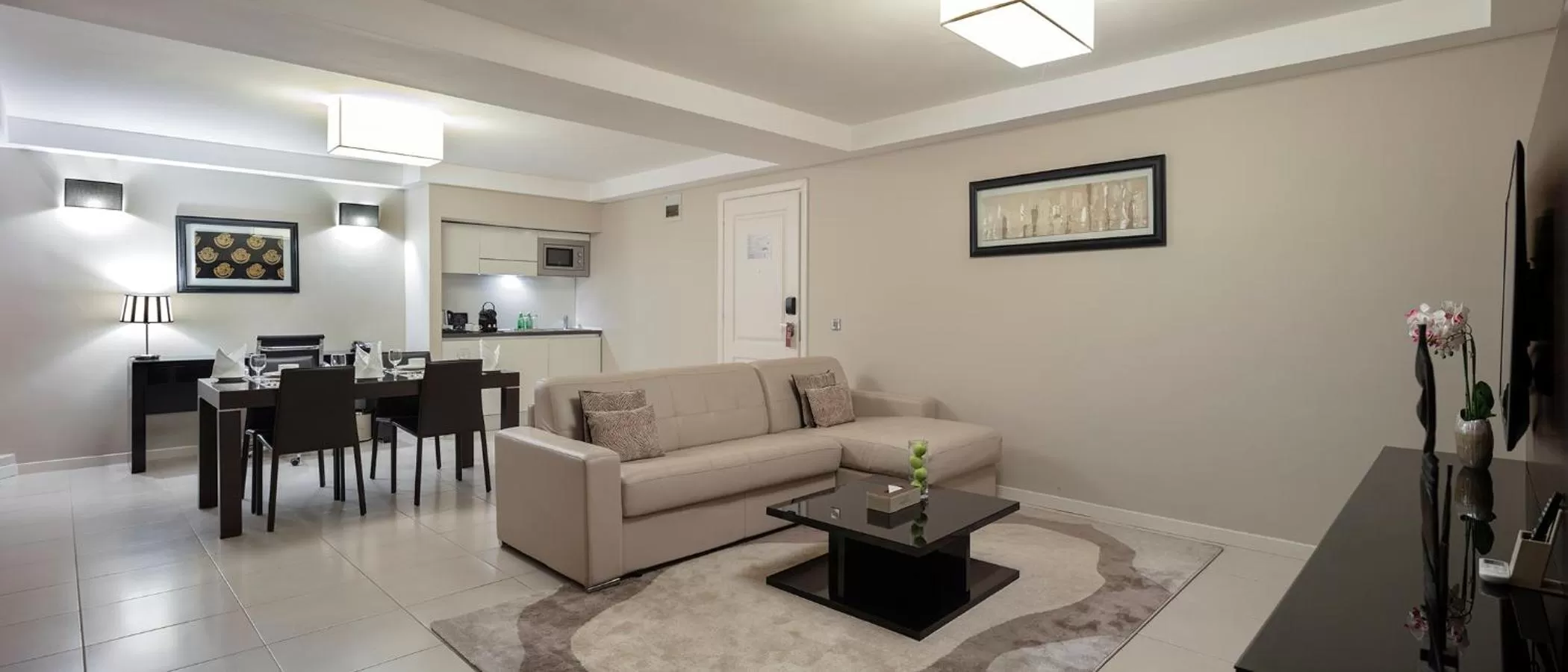 Dining area in Fraser Suites Abuja