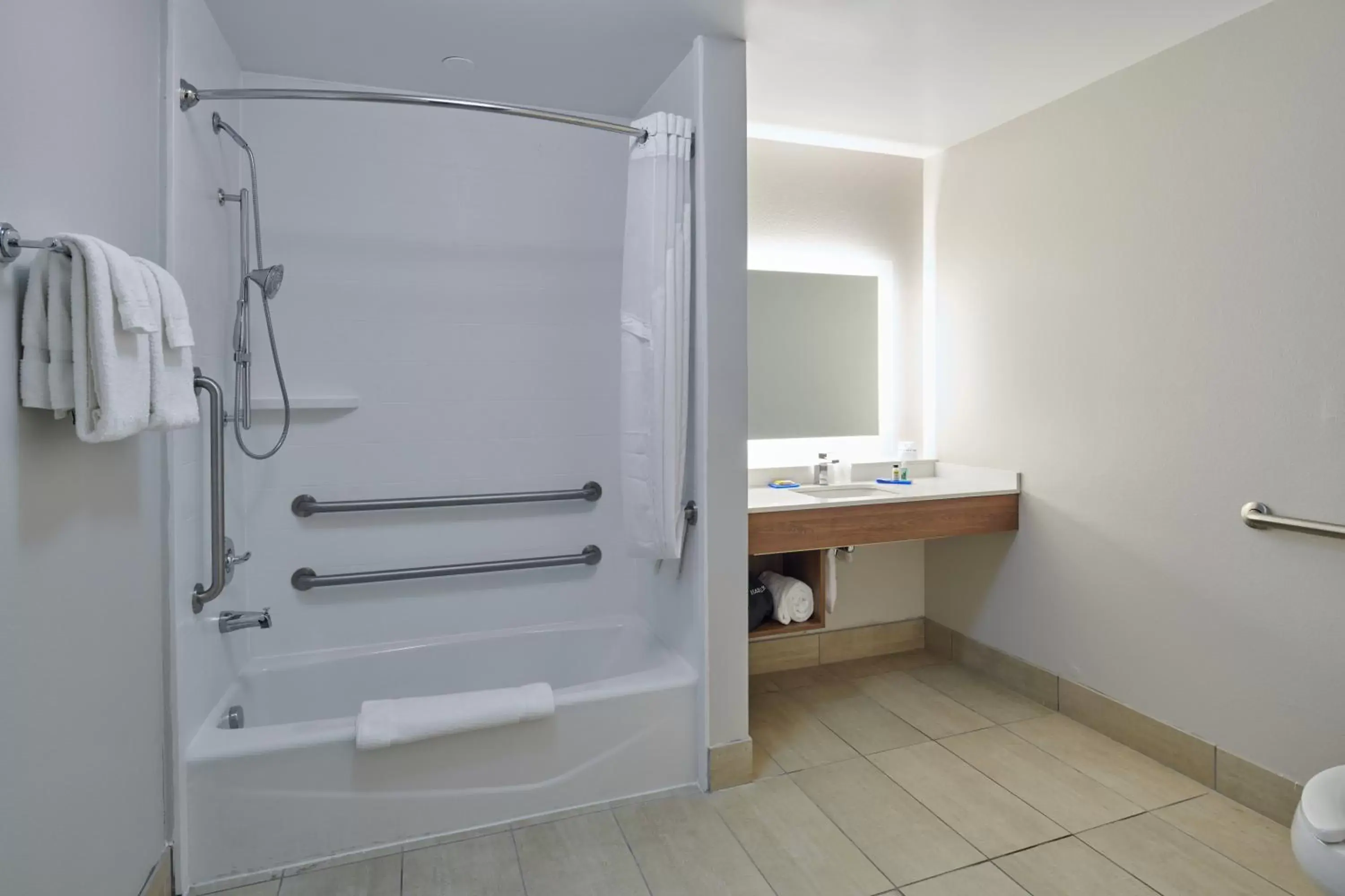 Photo of the whole room, Bathroom in Holiday Inn Express & Suites El Paso East-Loop 375, an IHG Hotel