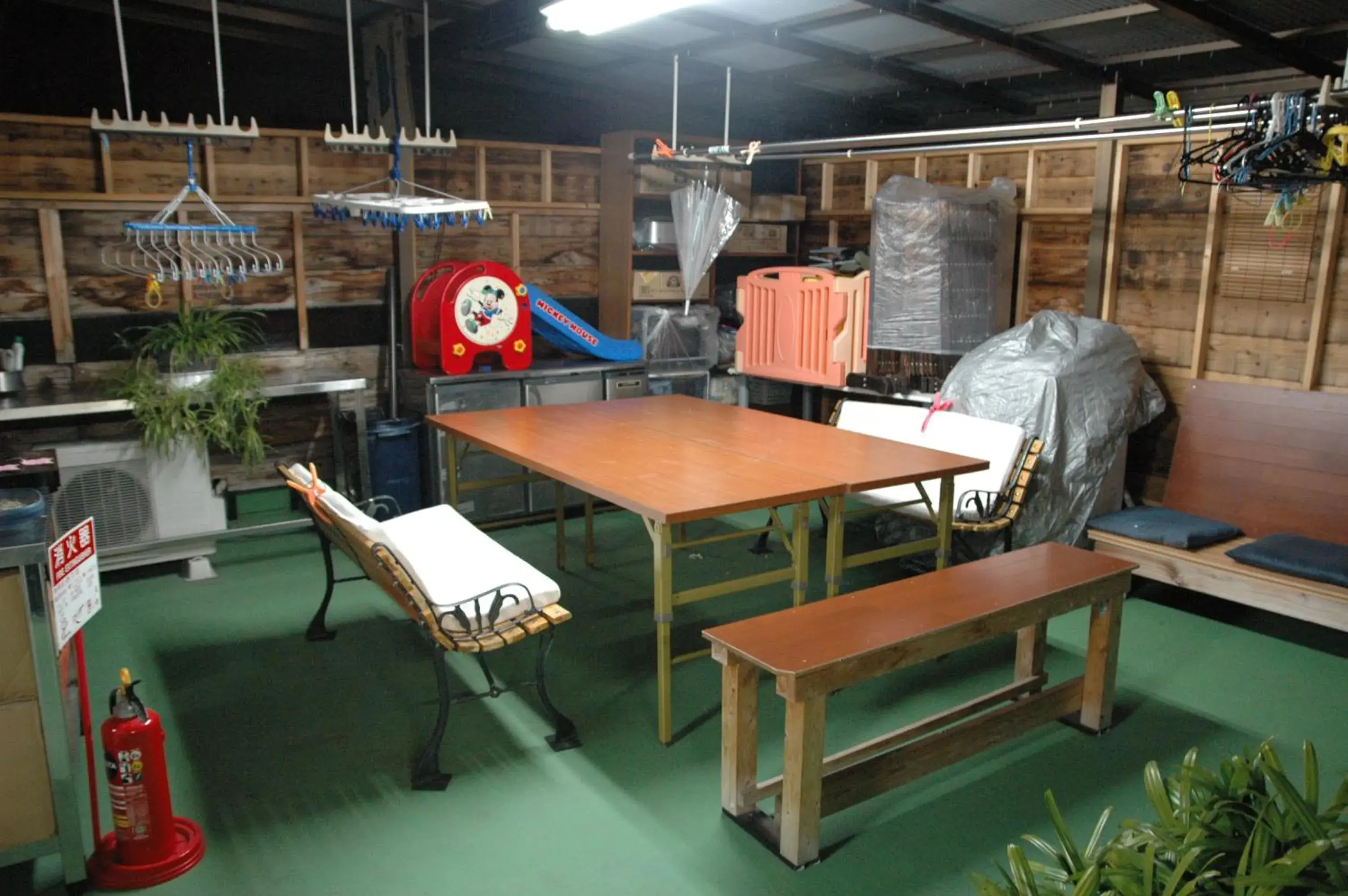 Dining area in Oyama Guest House Kyoto