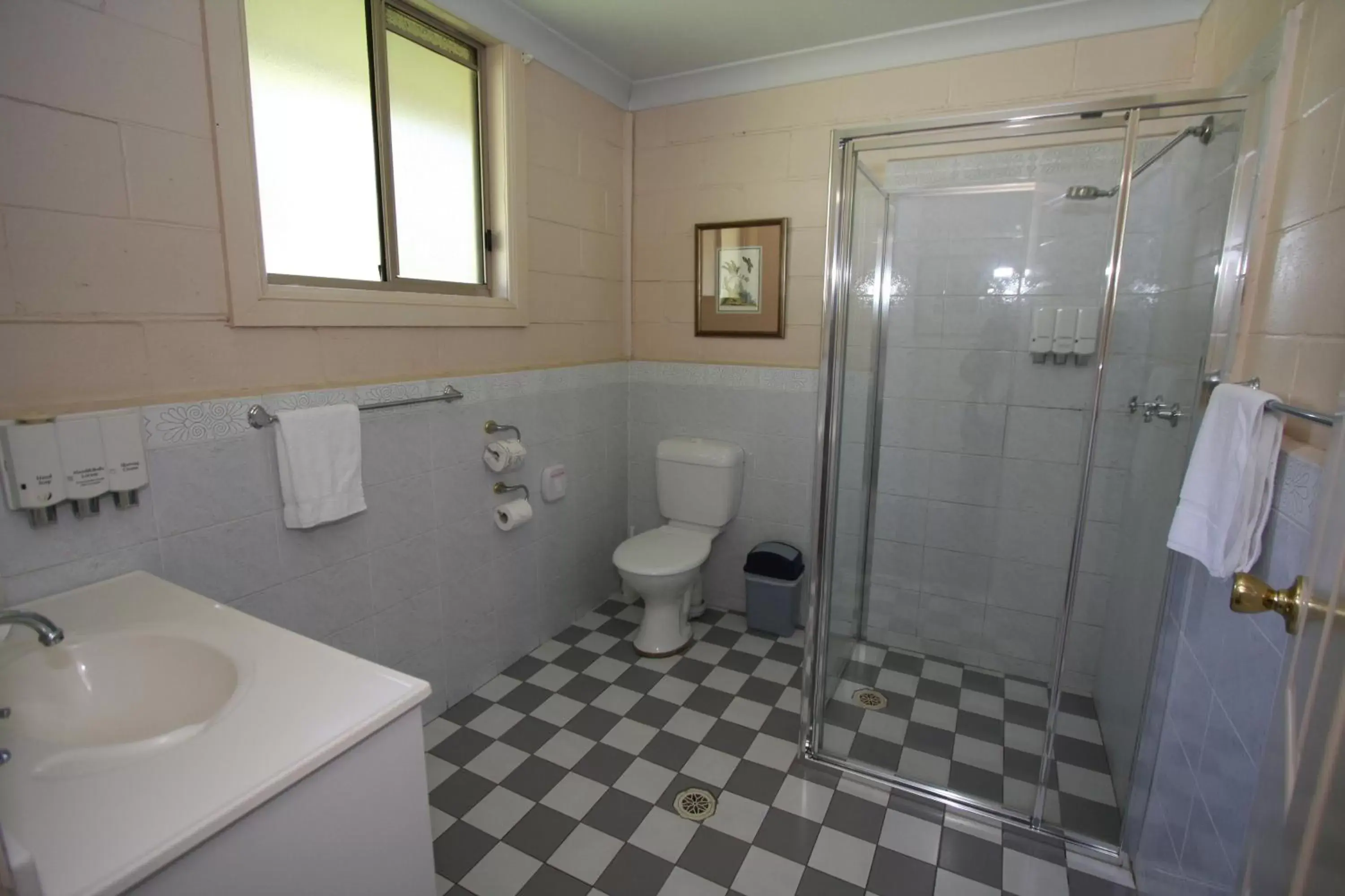 Bathroom in Picton Valley Motel Australia