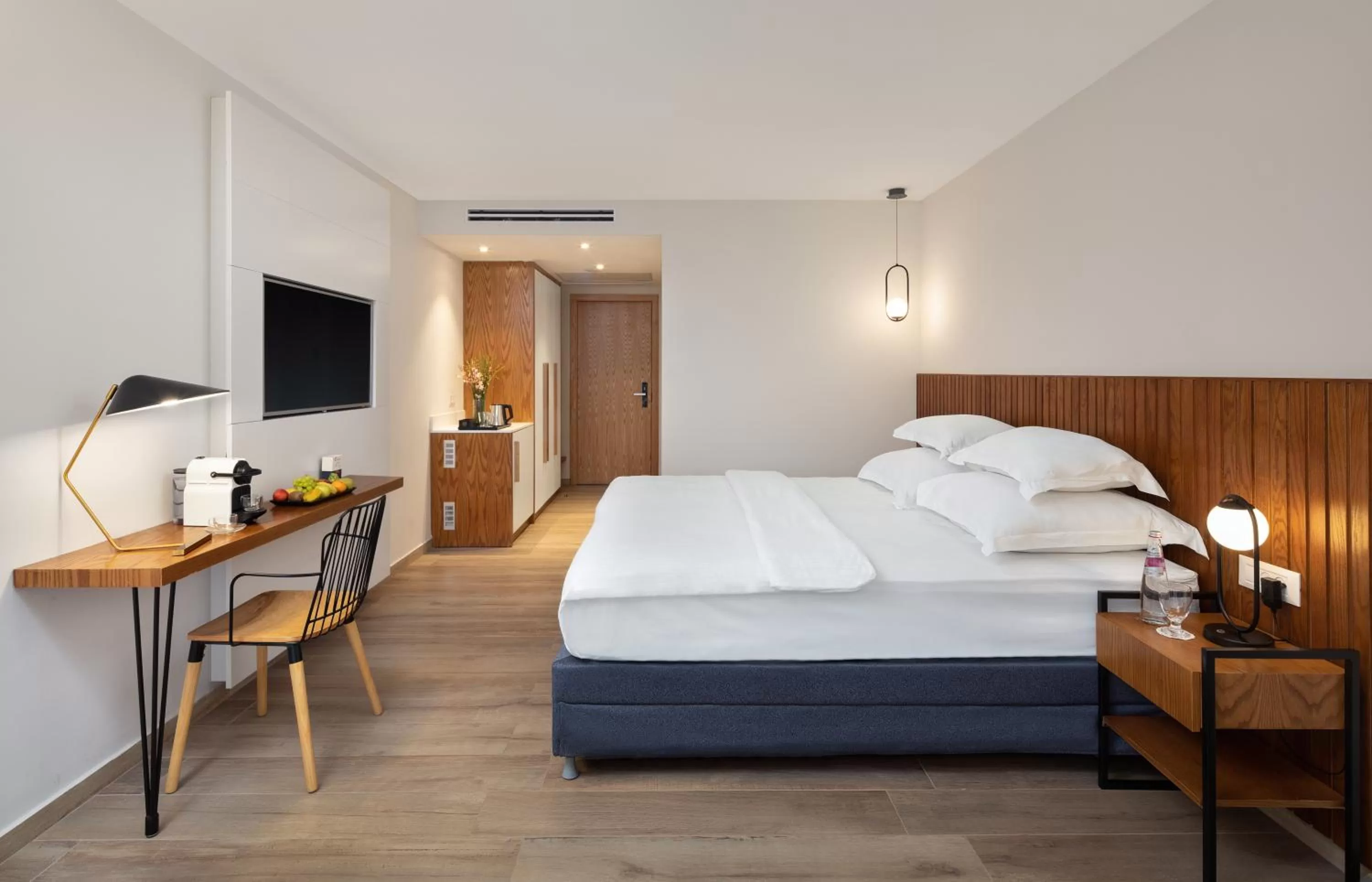 Photo of the whole room, Bed in Hacienda Forest View Hotel