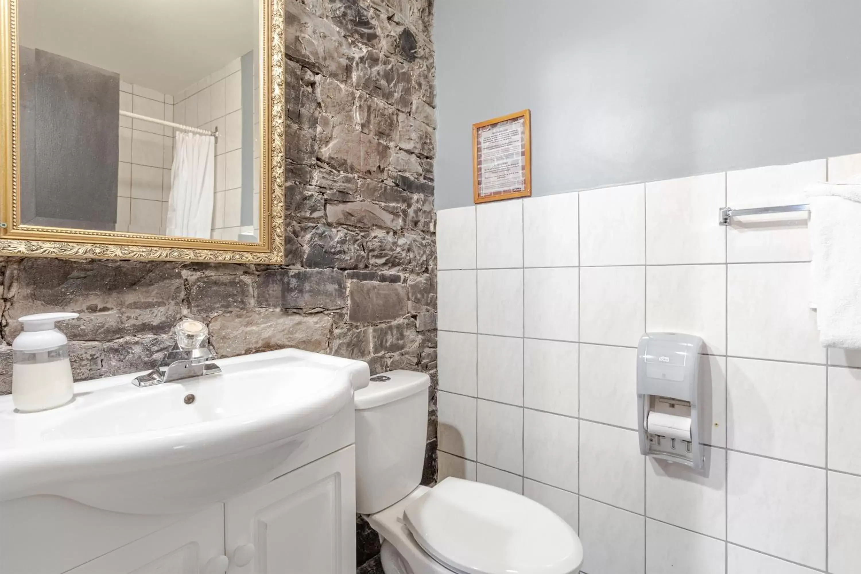Bathroom in Hotel Jardin du Gouverneur