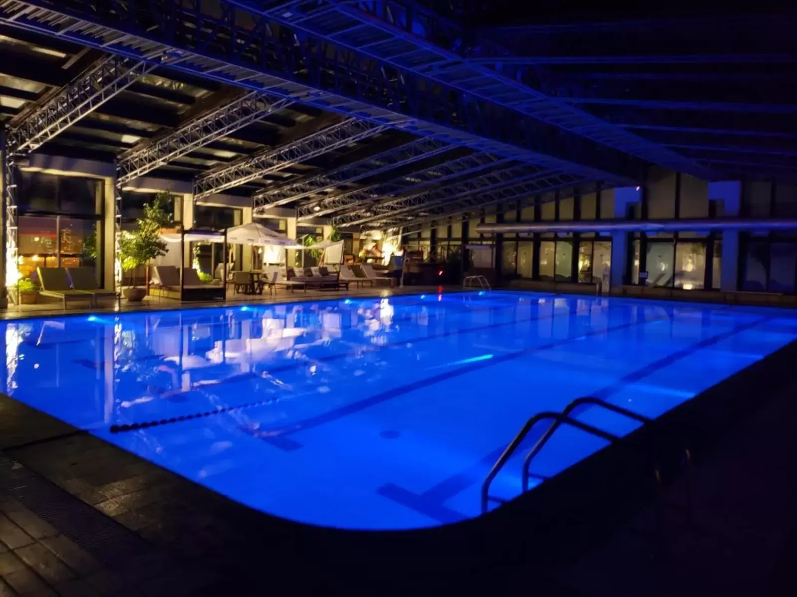 Swimming Pool in Radisson Montevideo Victoria Plaza