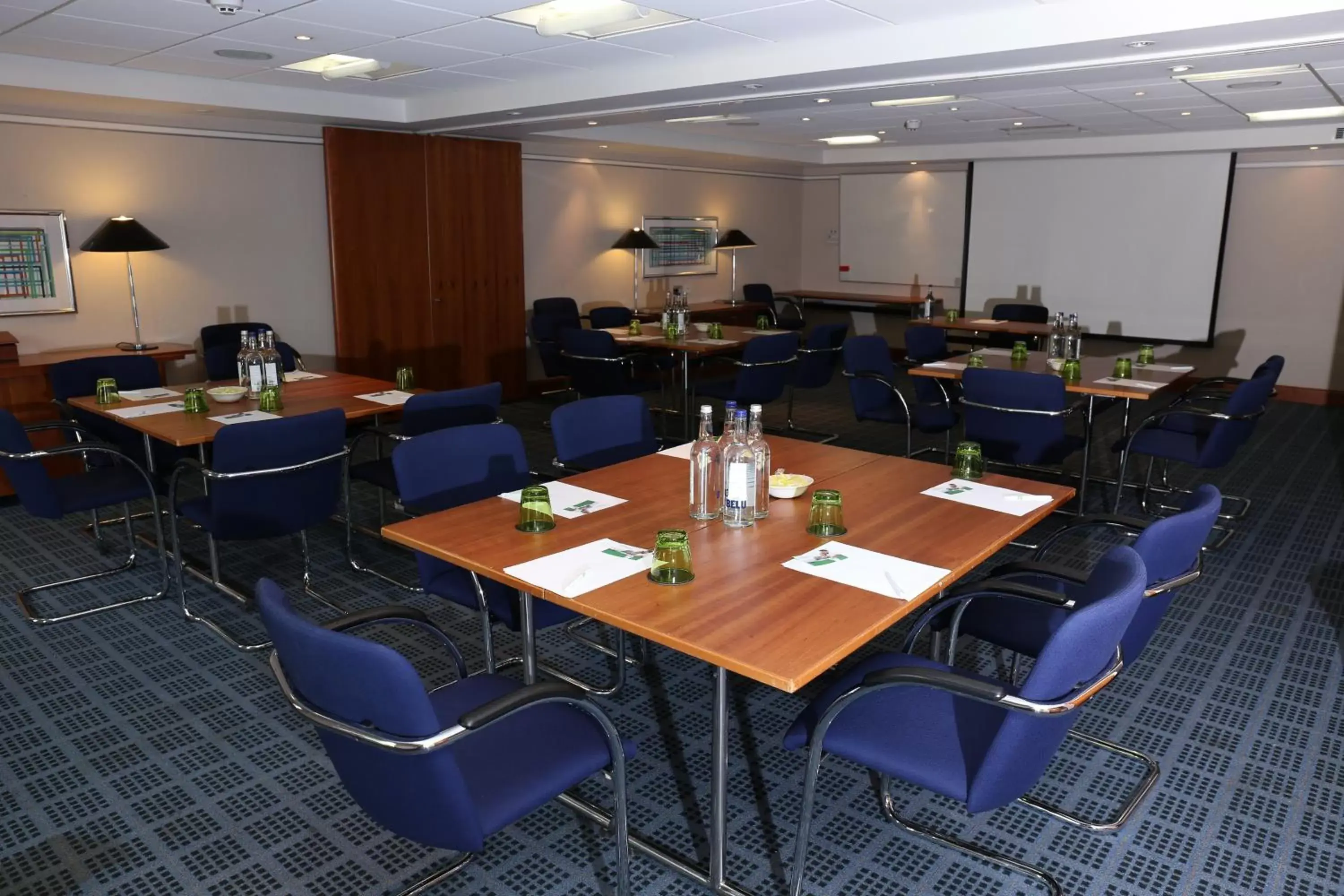 Meeting/conference room in Holiday Inn Maidstone-Sevenoaks, an IHG Hotel