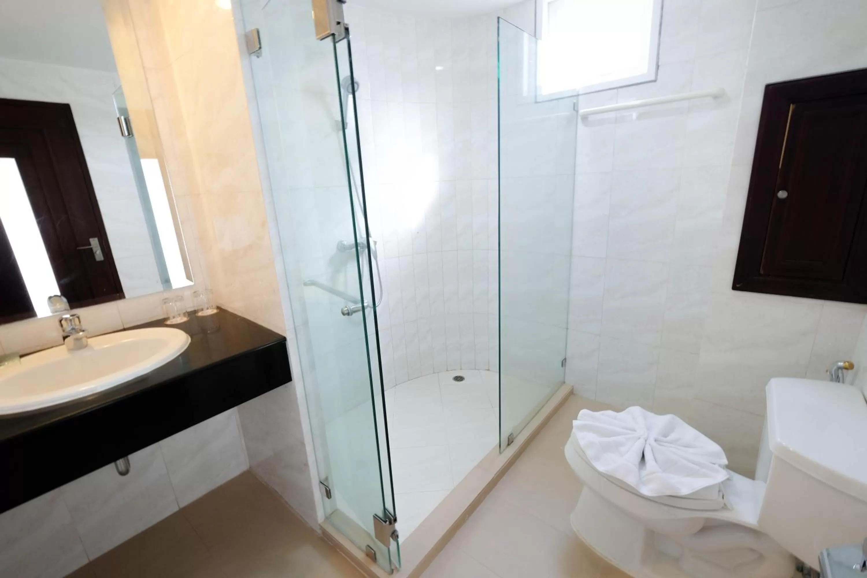 Bathroom in LK Metropole (Junior Wing)