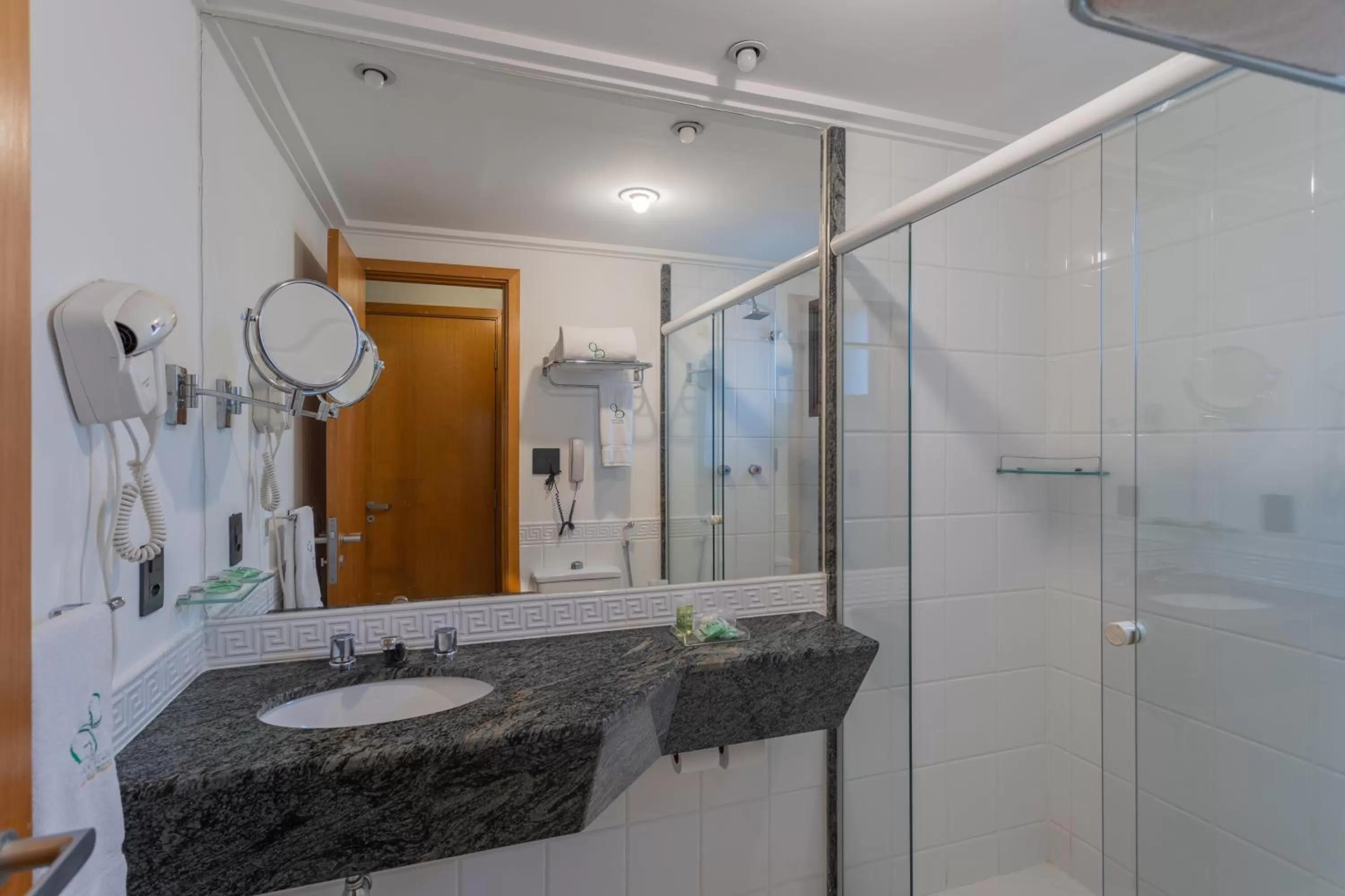 Shower in Green Place Ibirapuera