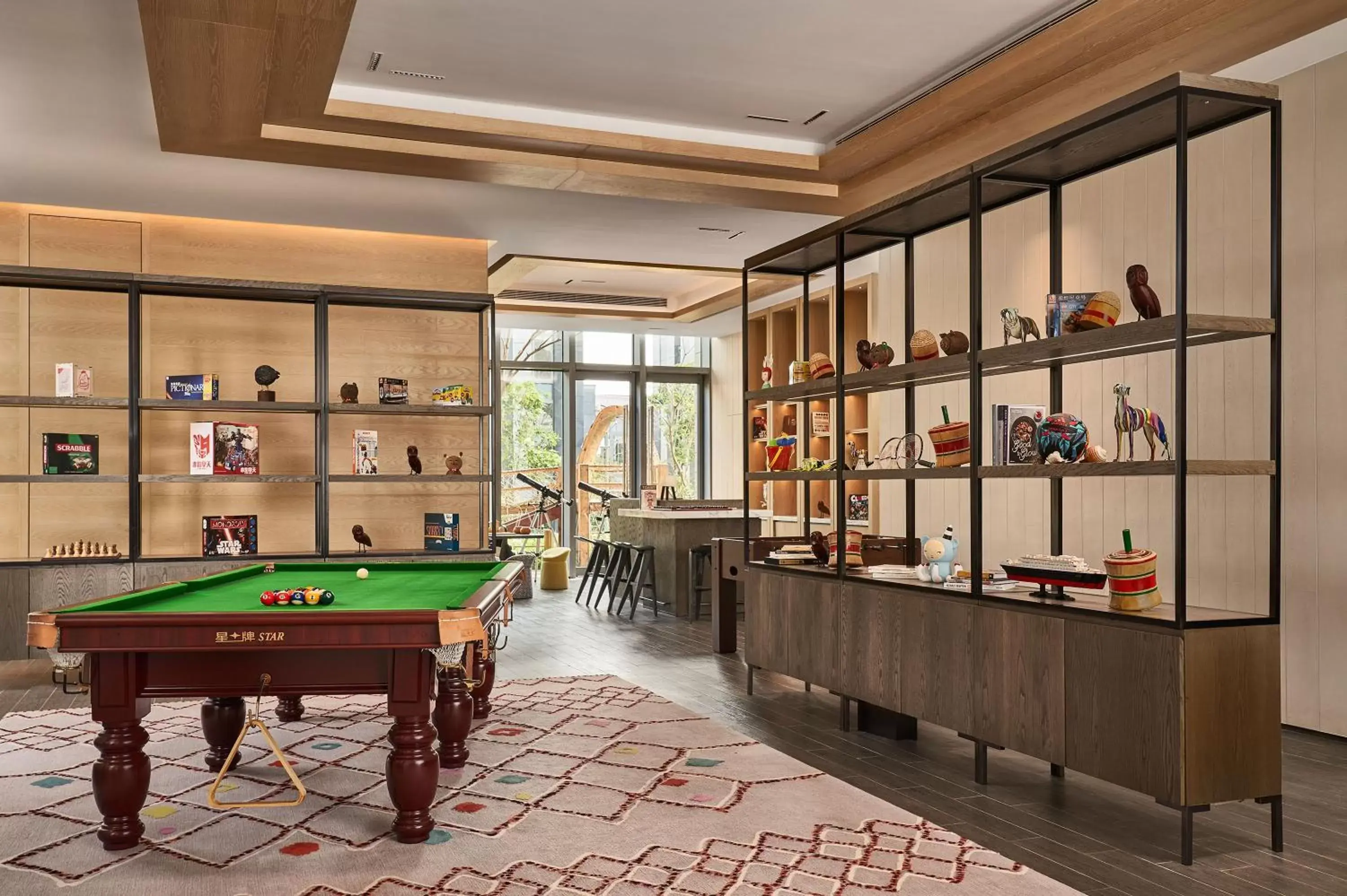 Game Room, Billiards in Rosewood Sanya