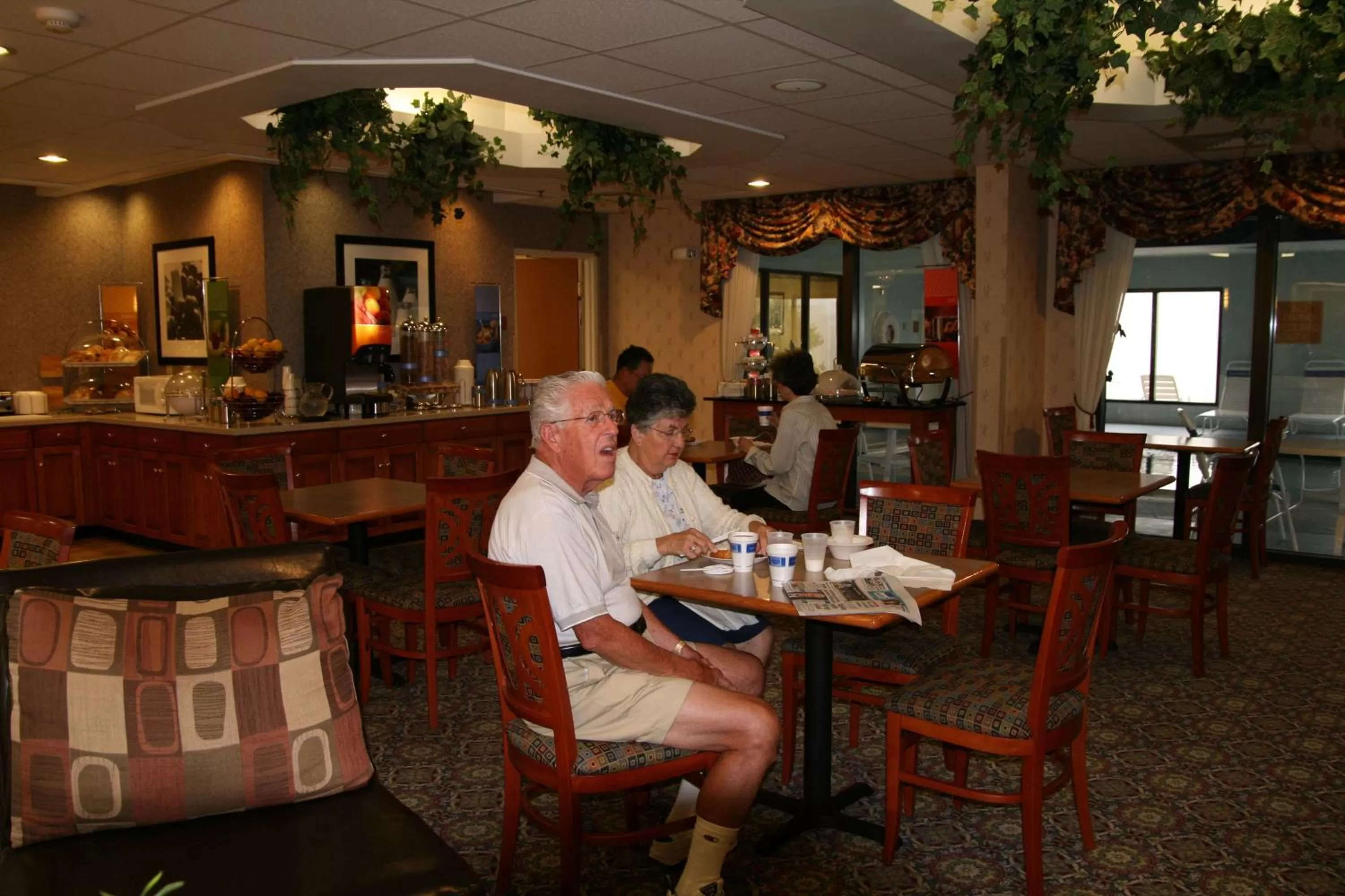 Dining area in Hampton Inn Dublin