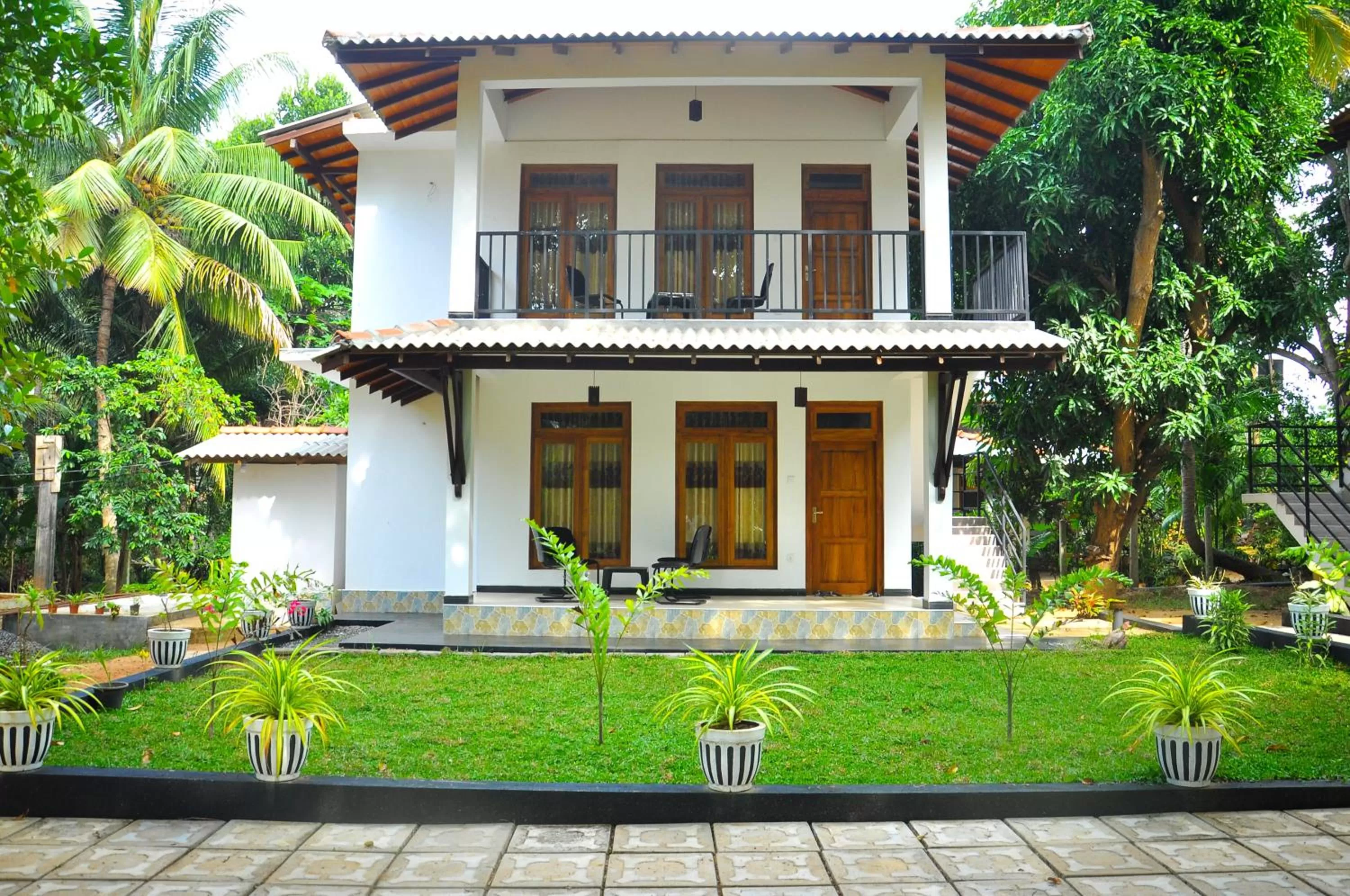 Property Building in Kithmi Resort