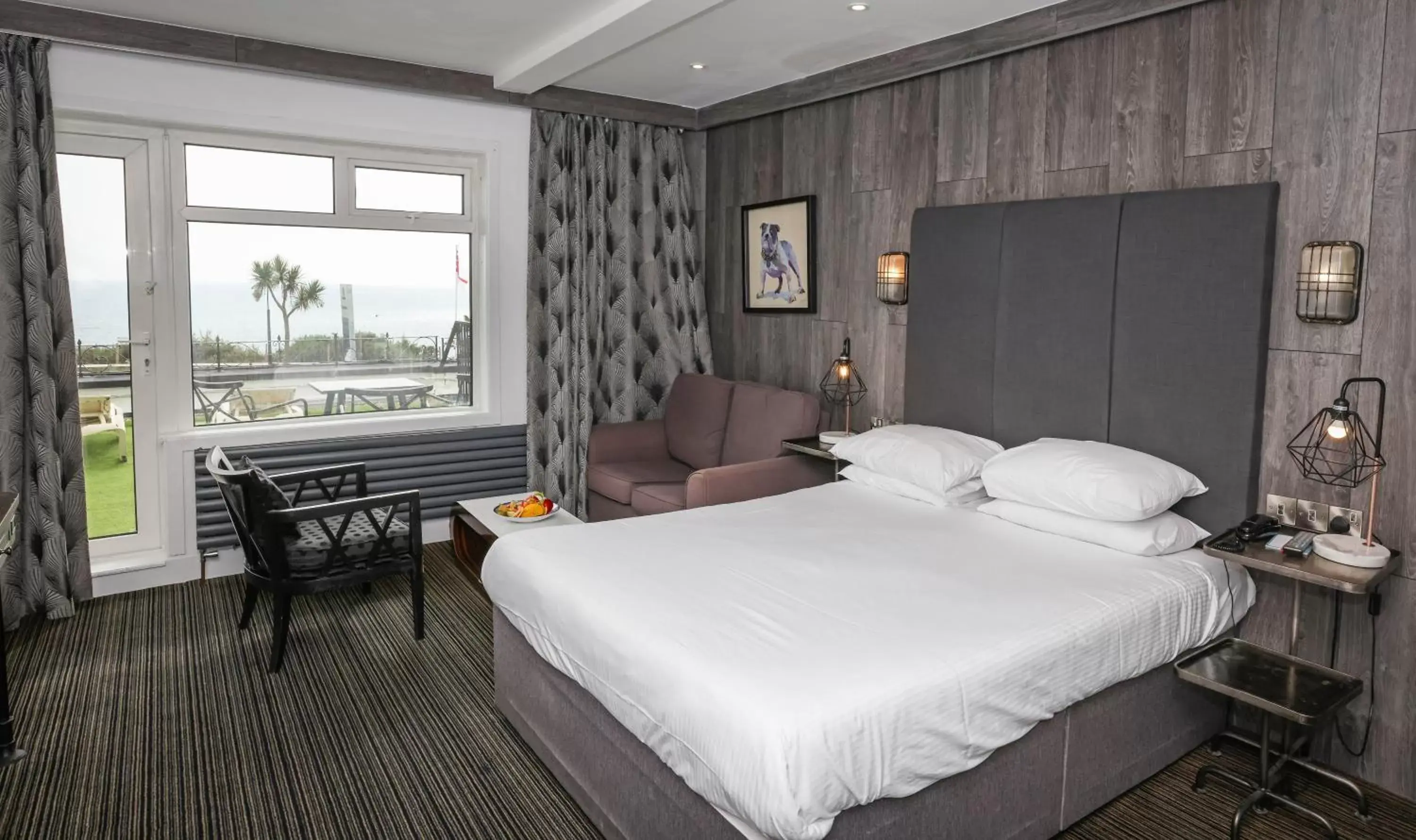 Balcony/Terrace, Bed in Cumberland Hotel - OCEANA COLLECTION