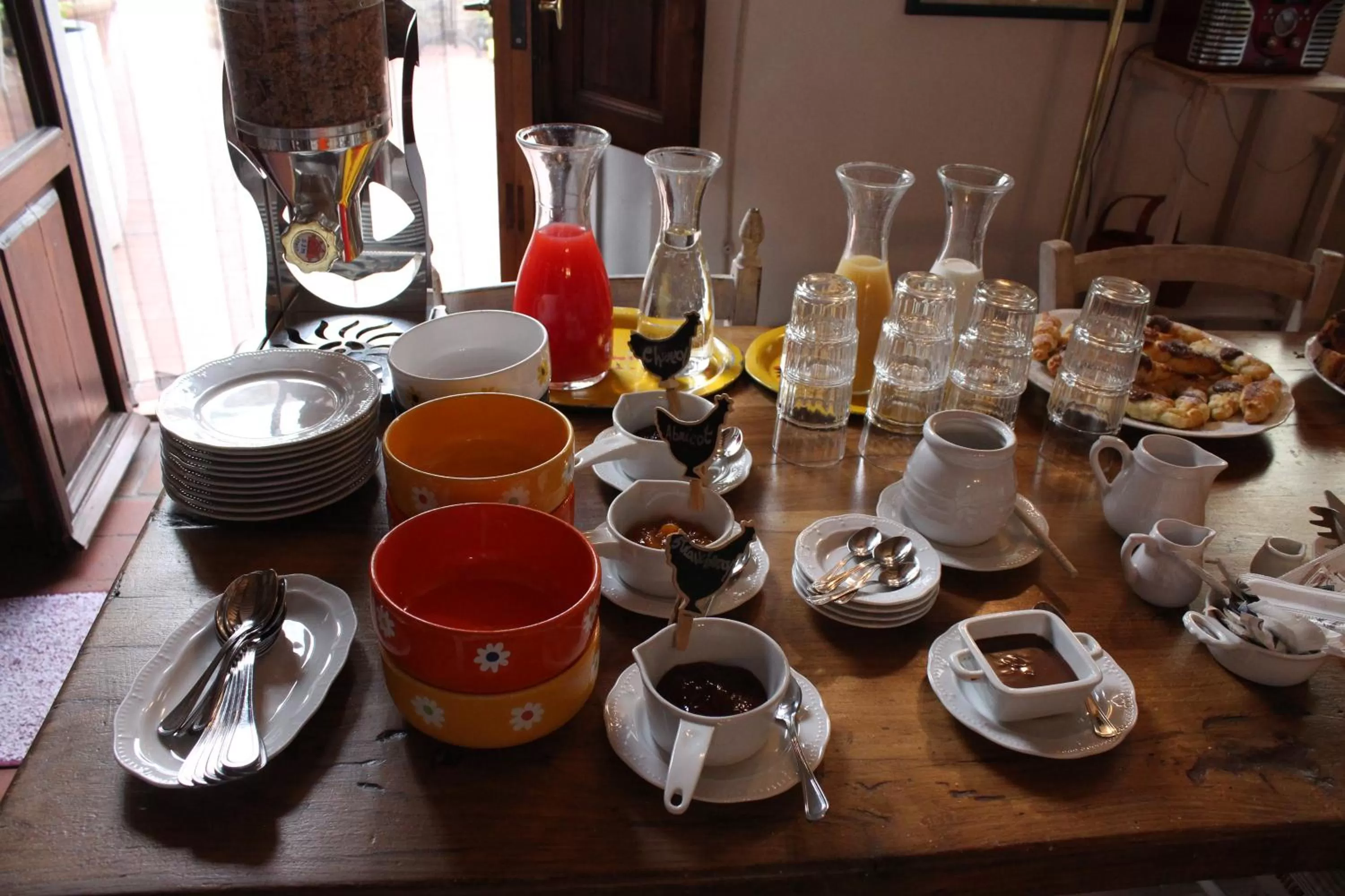 Food and drinks in Le Terrazze Del Chianti b&b Residenza d'Epoca e di Charme