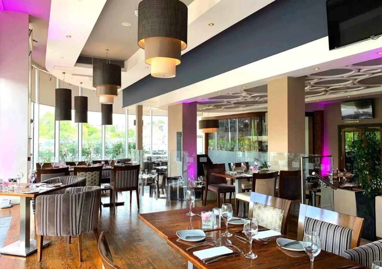 Restaurant/places to eat in The Kingsley Hotel
