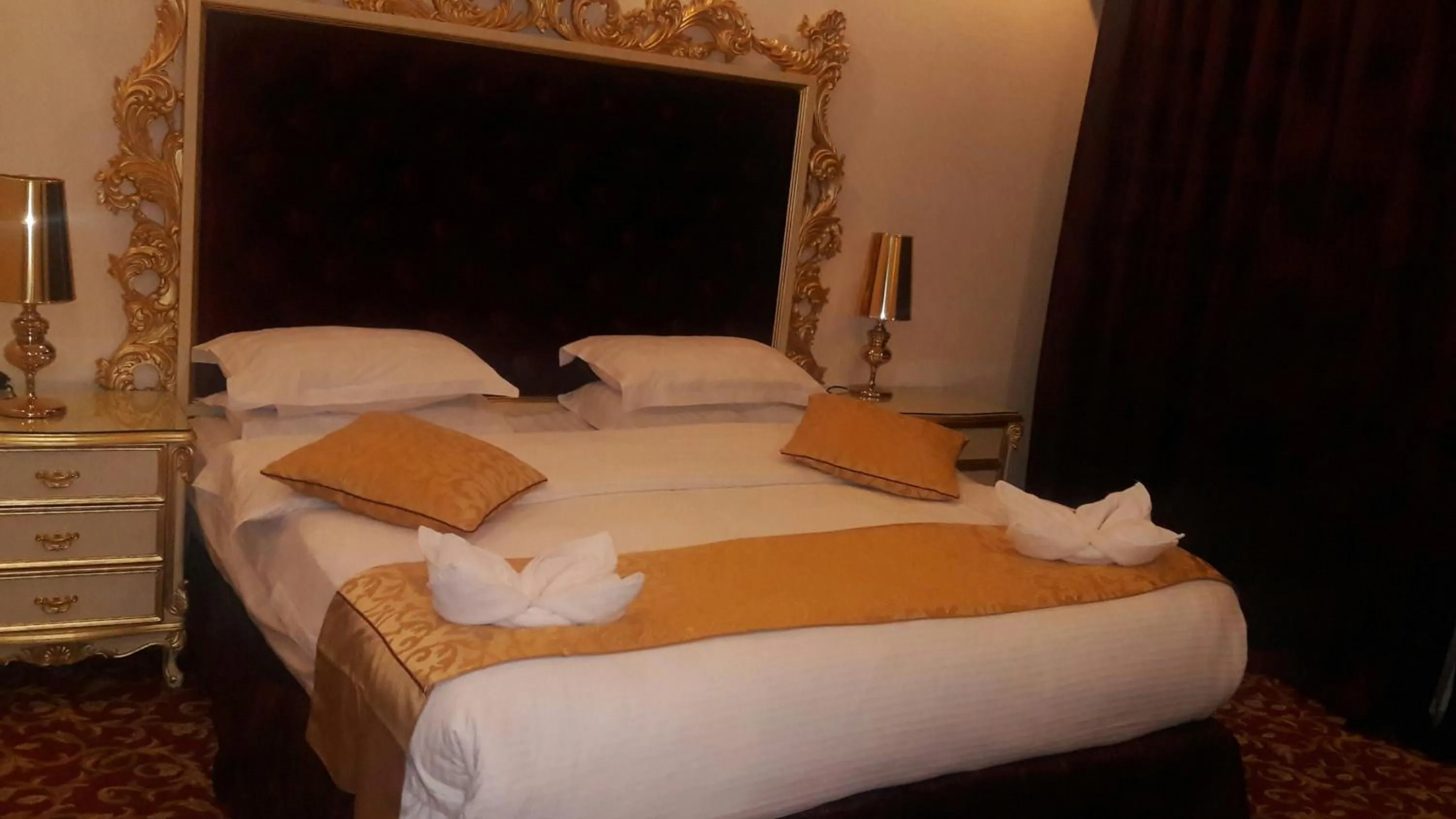 Bedroom, Bed in فندق حديقة الأزهار