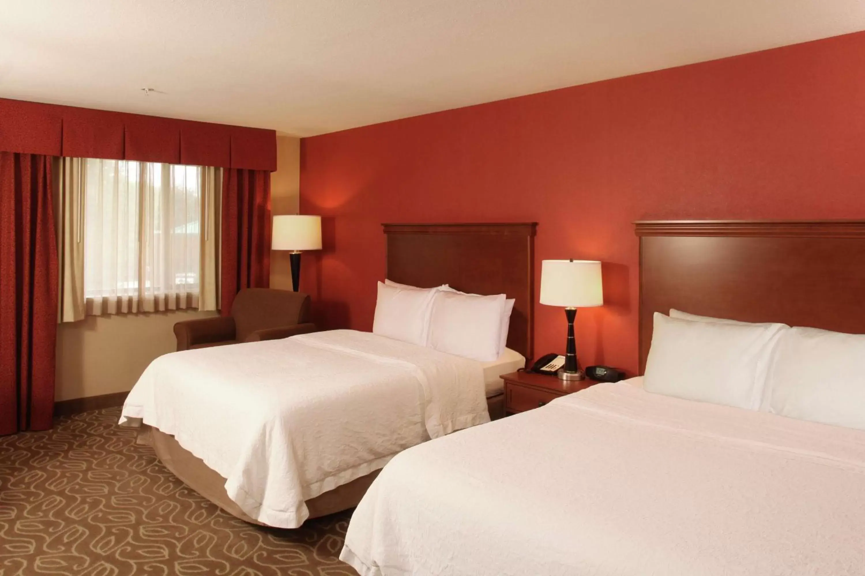 Bed in Hampton Inn By Hilton Spokane