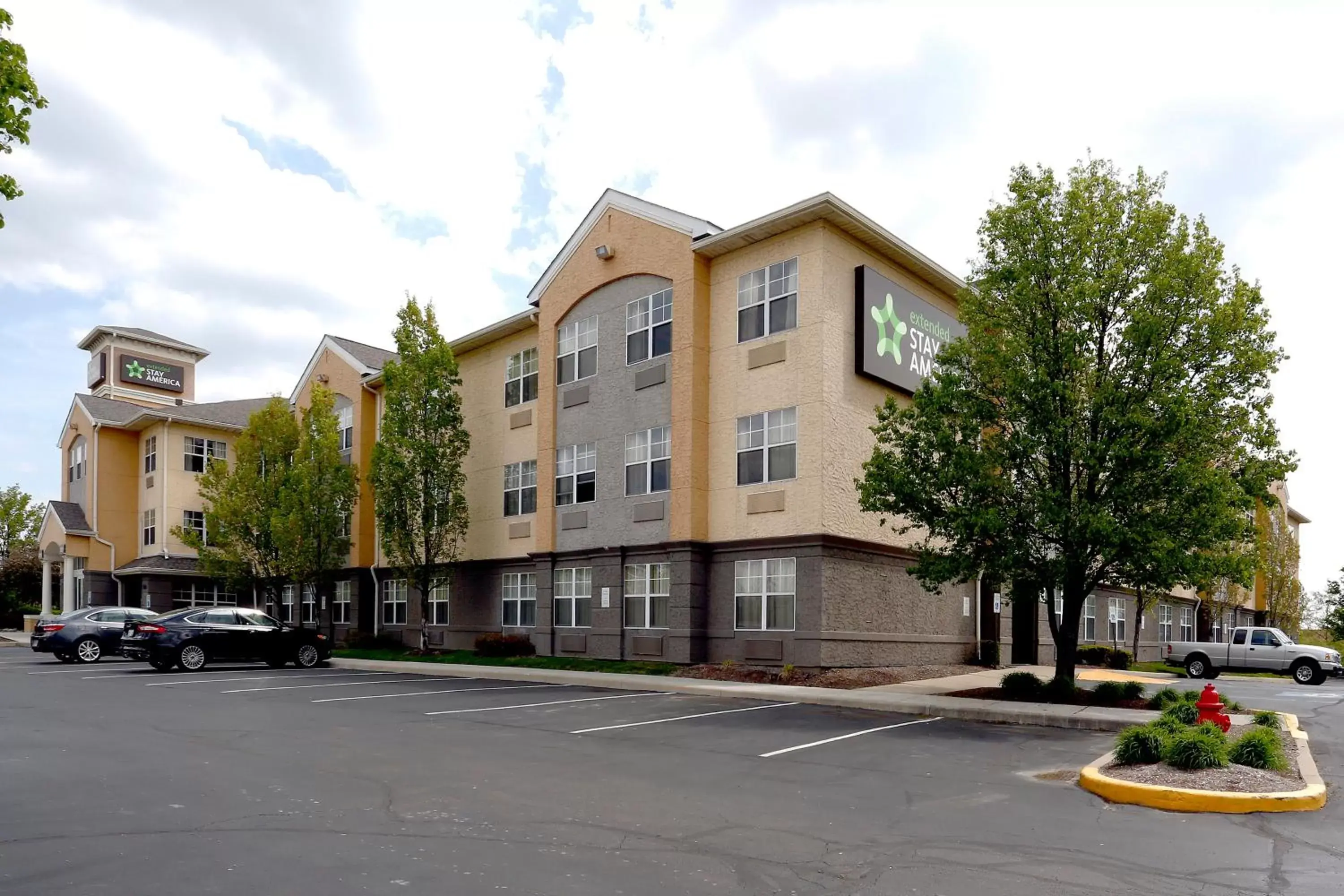 Property Building in Extended Stay America Suites - Indianapolis - Airport - W Southern Ave