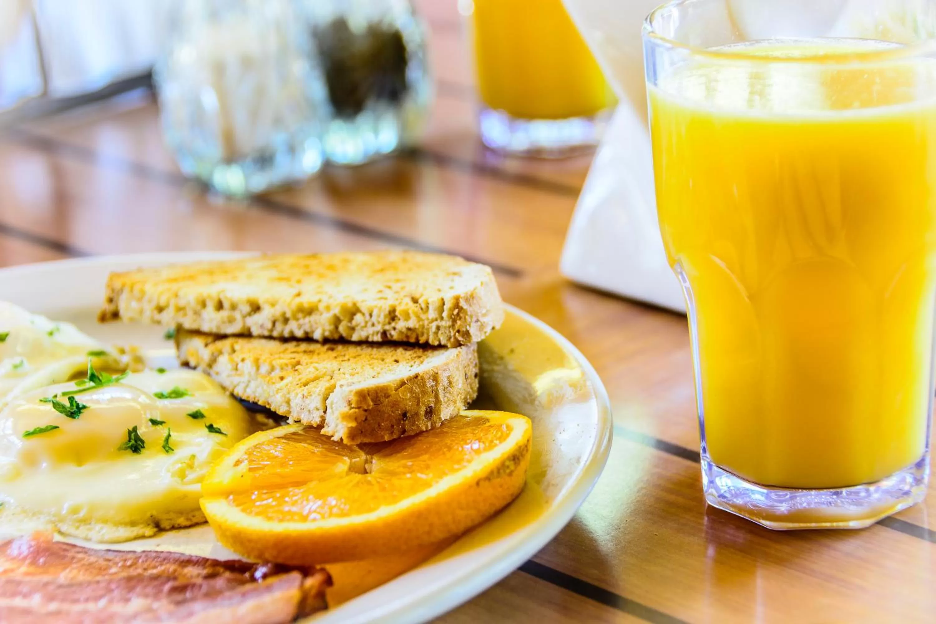 American breakfast in Rustlers Lodge