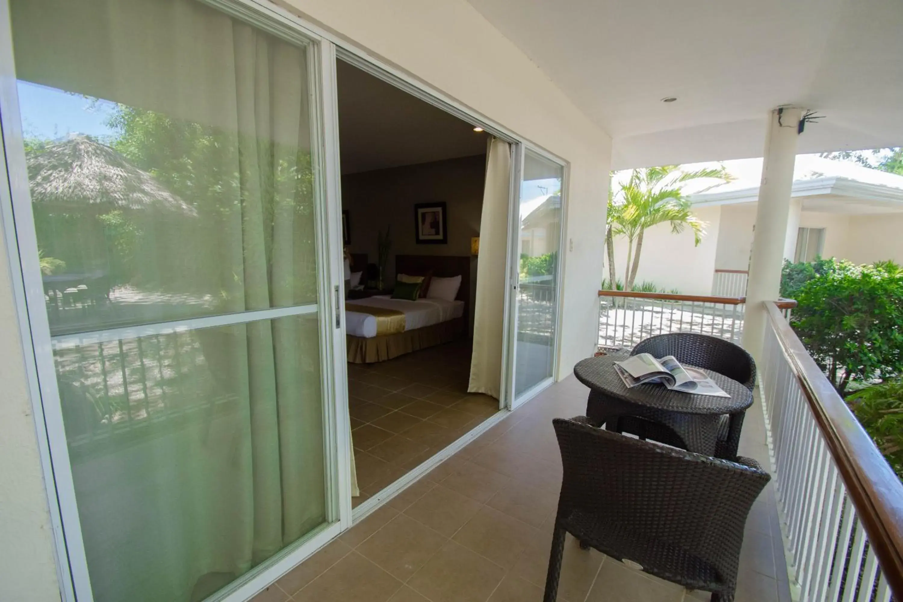 Balcony/Terrace in Almont Inland Resort