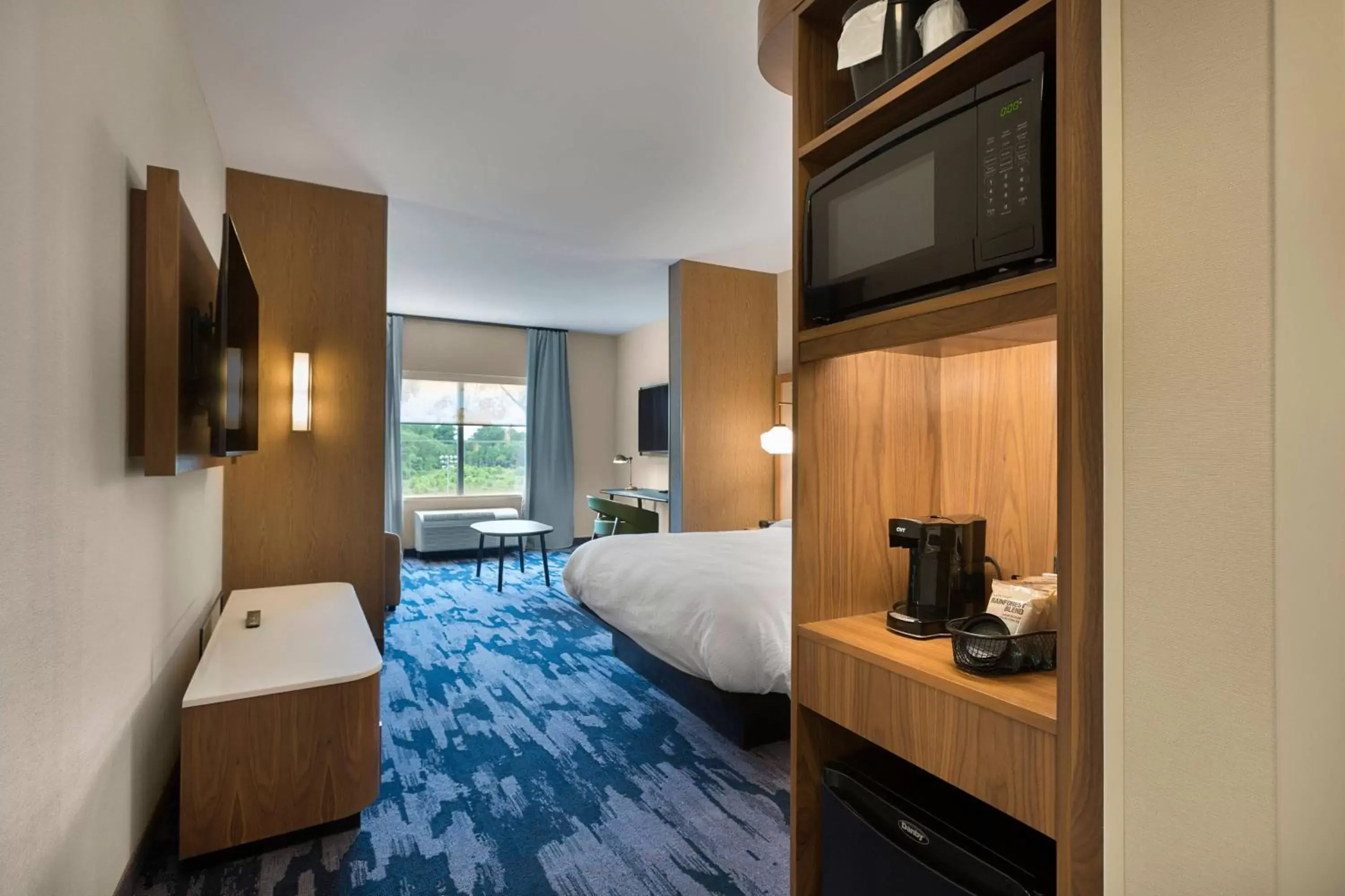 Bedroom, Bed in Fairfield by Marriott Inn & Suites Statesville