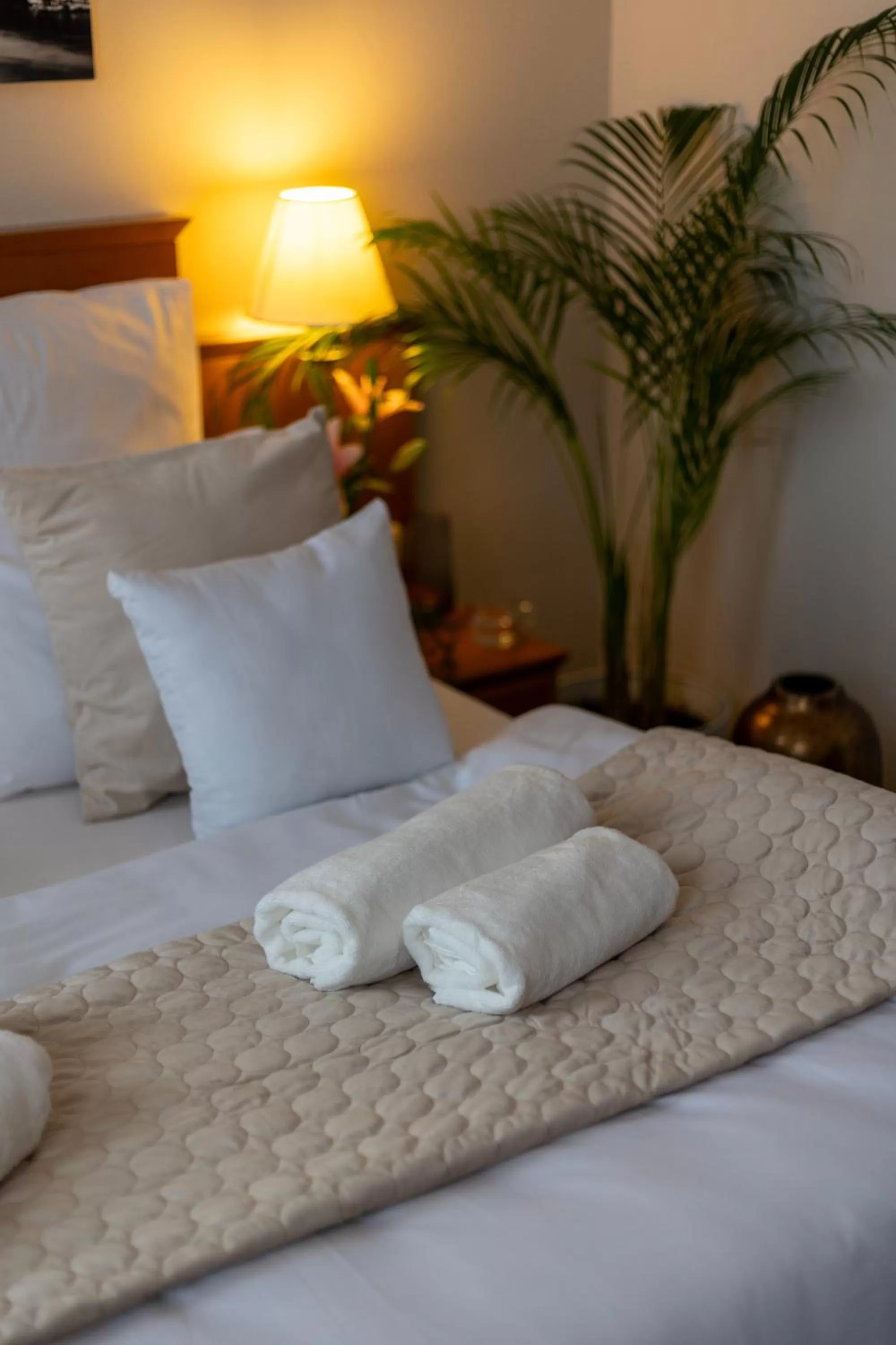 Bed in Hotel Sofia by The Railway Station Wroclaw