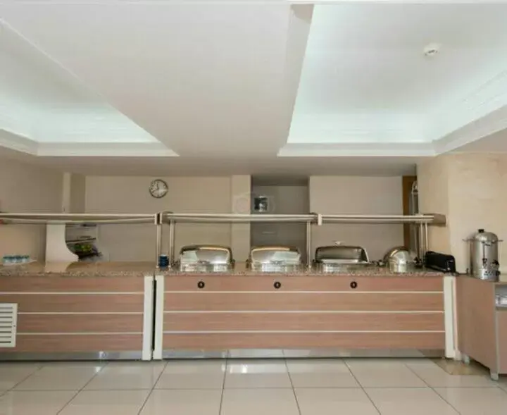 Restaurant/places to eat, Kitchen/Kitchenette in Hotel Baylan Basmane