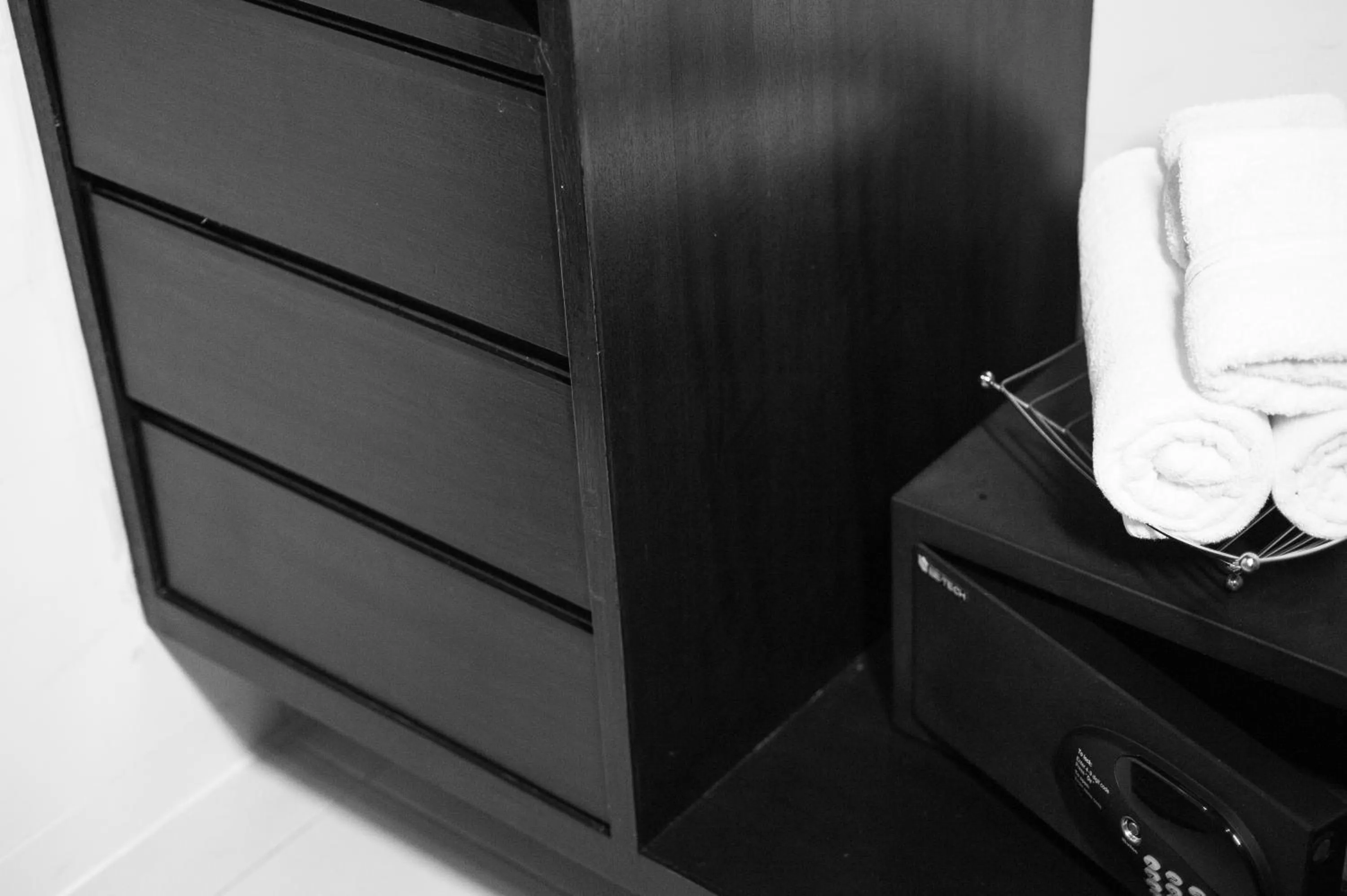 Photo of the whole room in Baansilom Soi 3