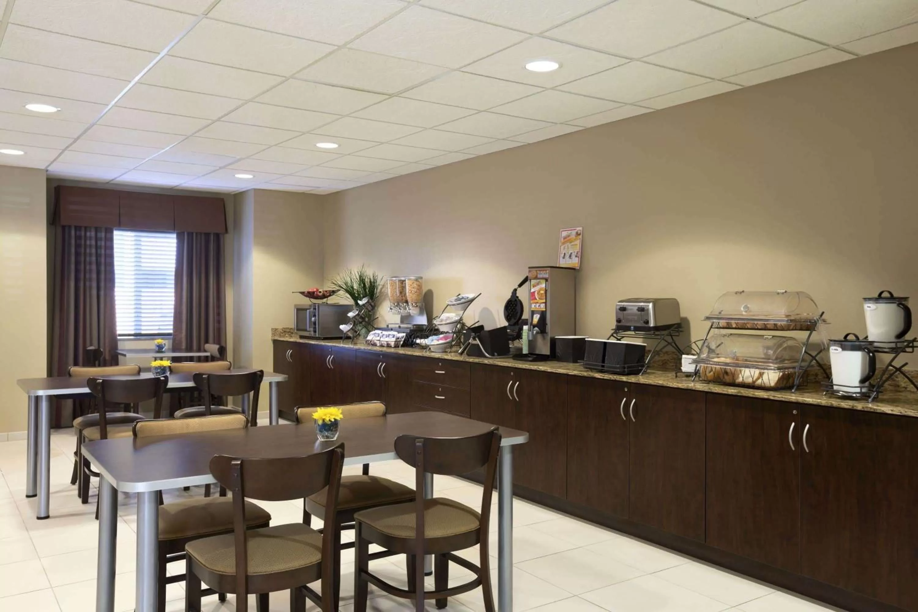 Restaurant/places to eat in Microtel Inn & Suites by Wyndham Odessa TX