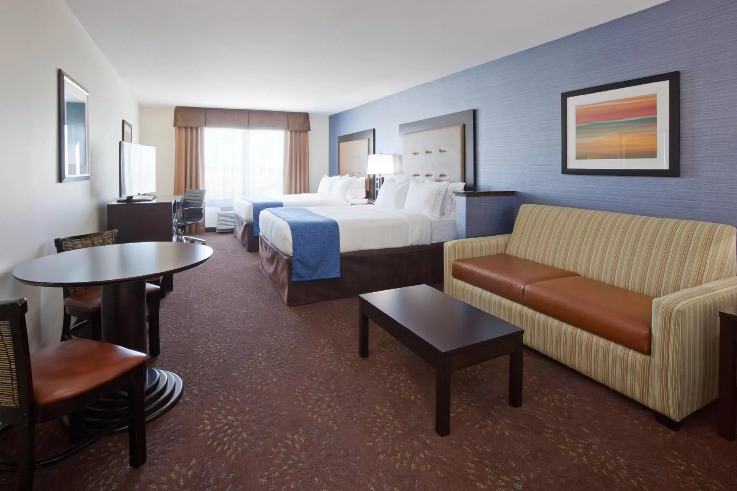 Photo of the whole room in Holiday Inn Express & Suites Fort Dodge, an IHG Hotel