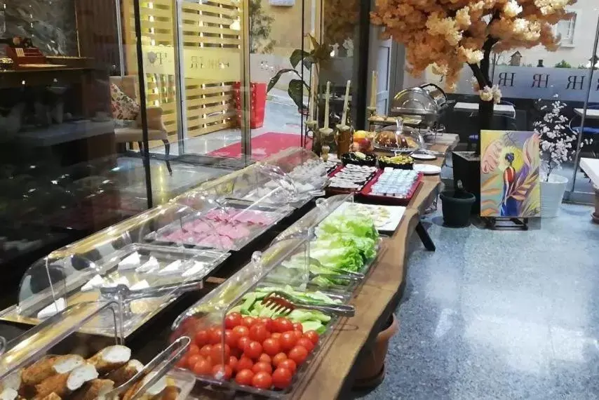 Breakfast, Supermarket/Shops in Harbiye Residence