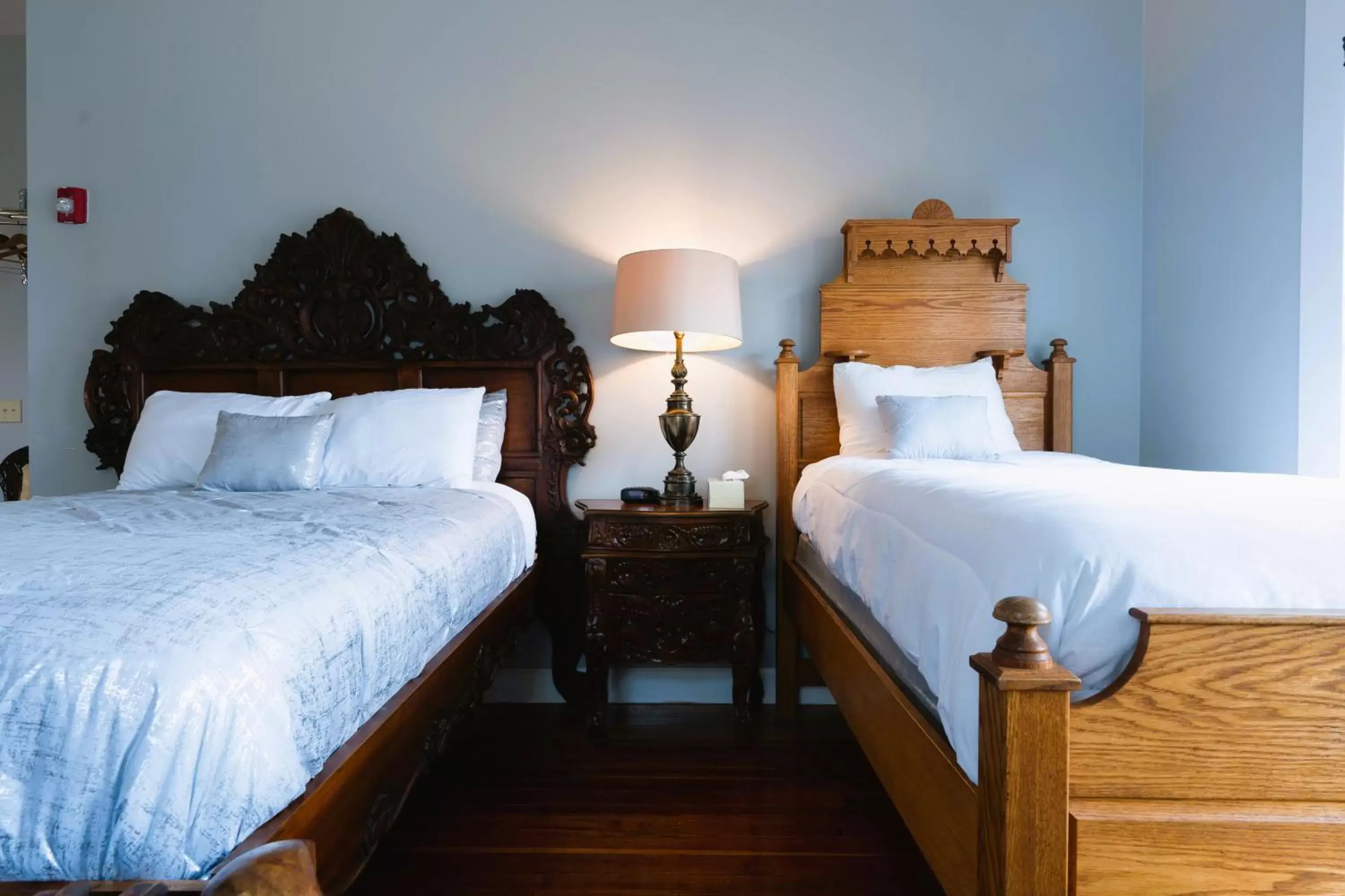 Bedroom, Bed in Oak Park Inn