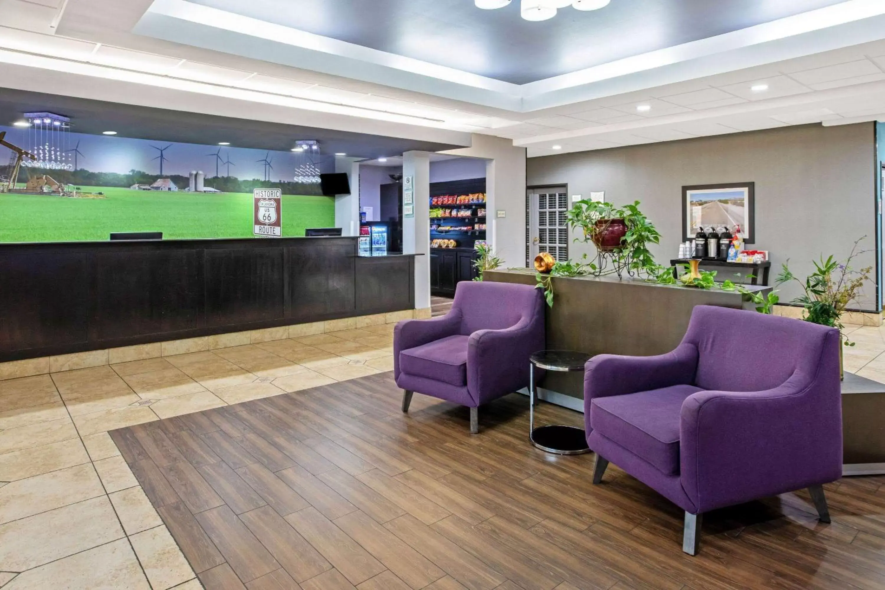 Lobby or reception, Lobby/Reception in La Quinta by Wyndham Tulsa Airport / Expo Square