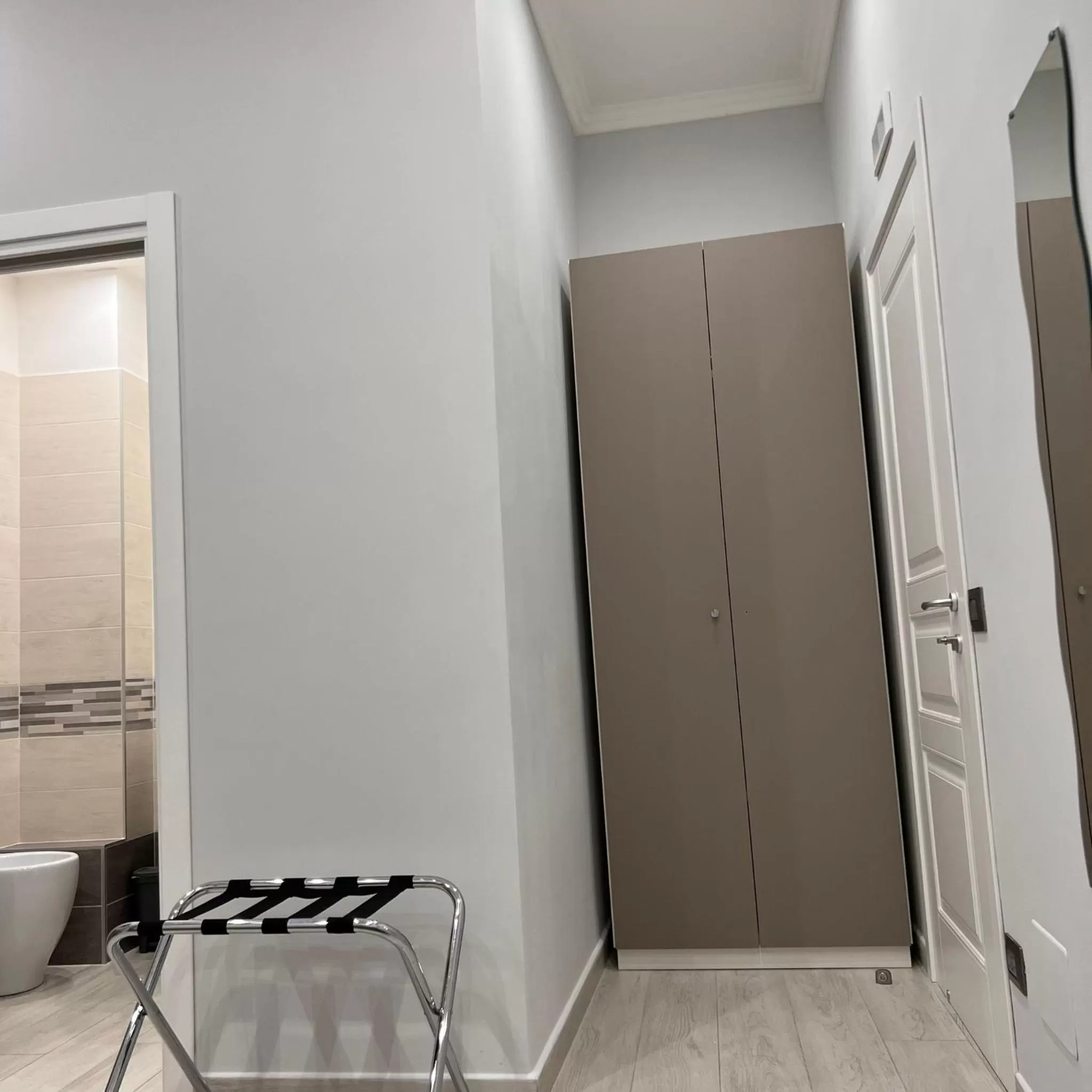 Photo of the whole room, Bathroom in Toledo Relax