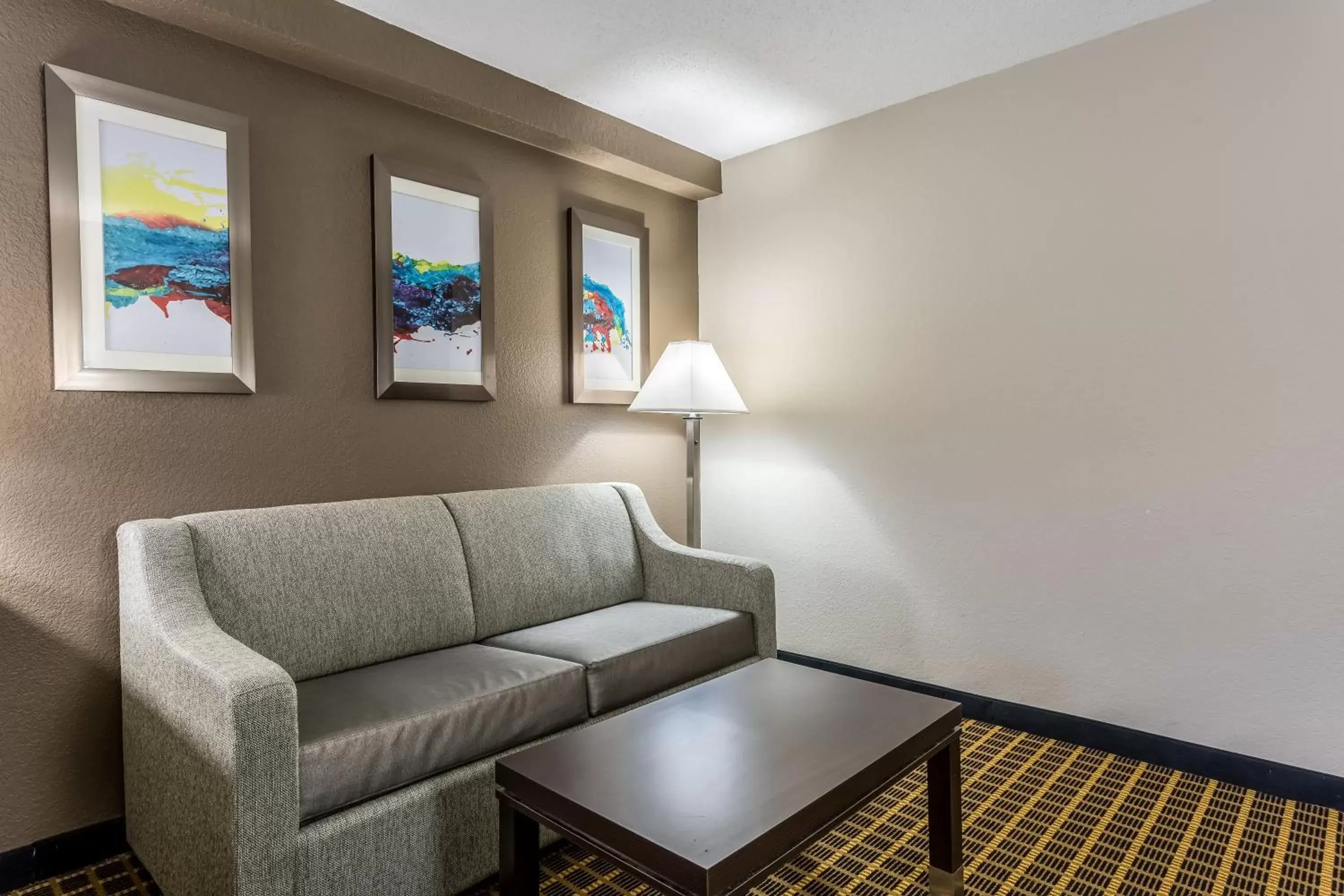 King Suite in Quality Inn & Suites El Paso I-10