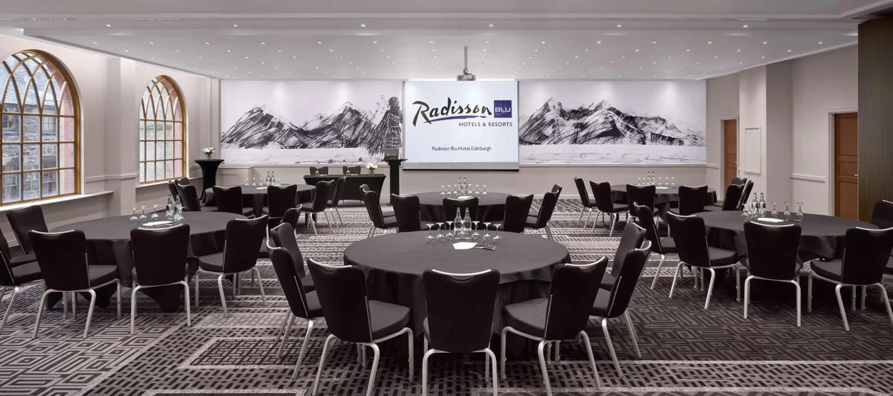 On site, Restaurant/Places to Eat in Radisson Blu Hotel, Edinburgh City Centre