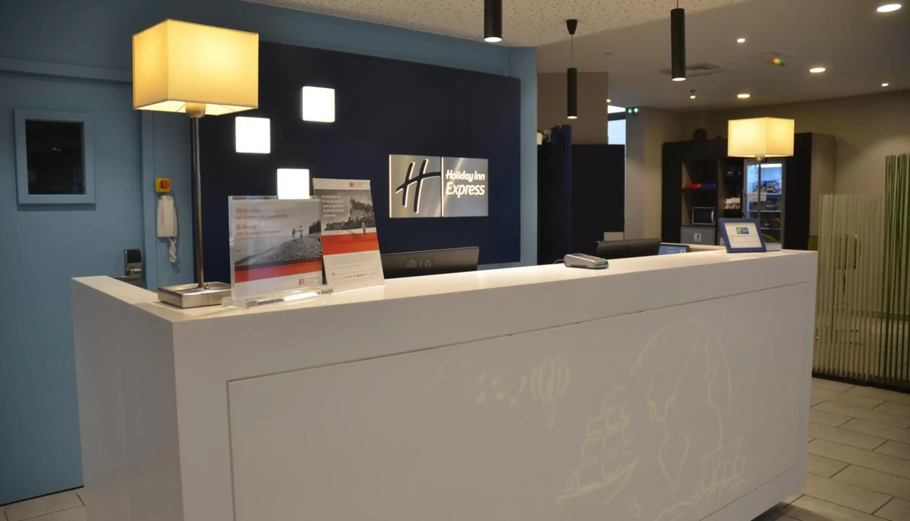 Property building, Lobby/Reception in Holiday Inn Express Amiens, an IHG Hotel