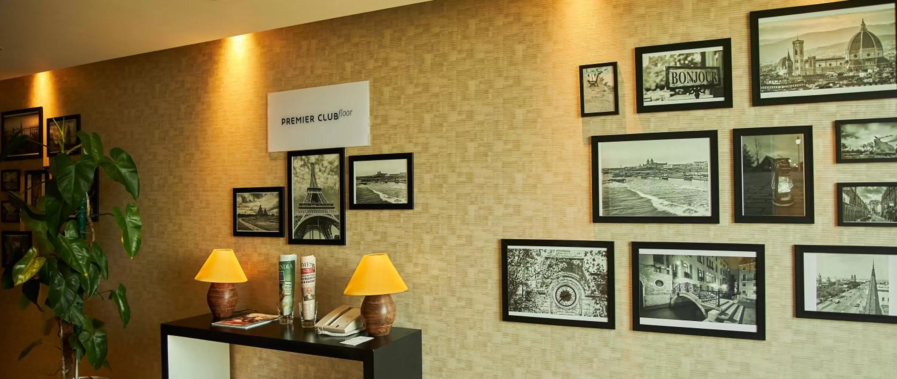 Lobby or reception in Novotel Chennai OMR