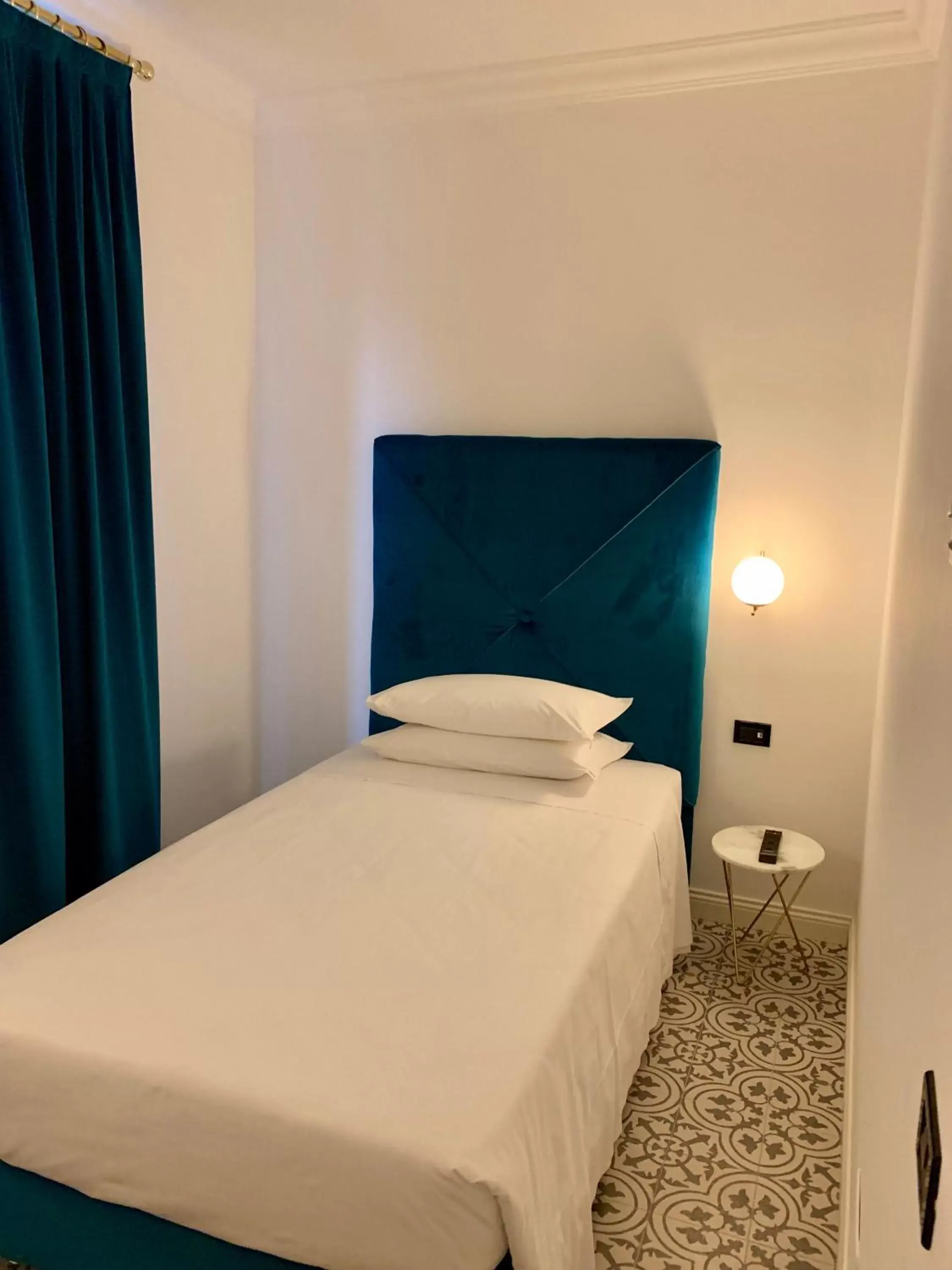 Photo of the whole room, Bed in Demidoff Hotel Milano