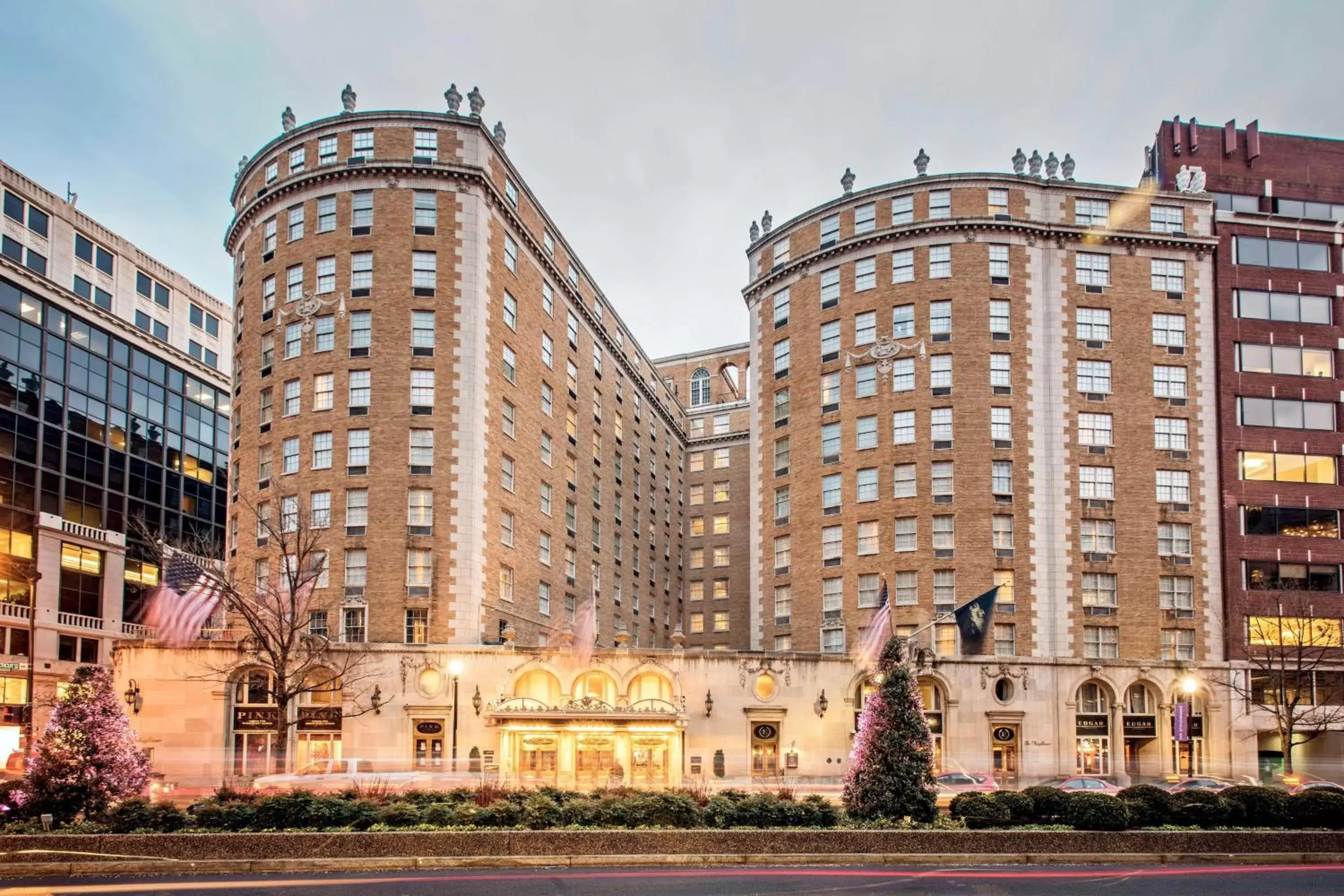 Property Building in The Mayflower Hotel, Autograph Collection