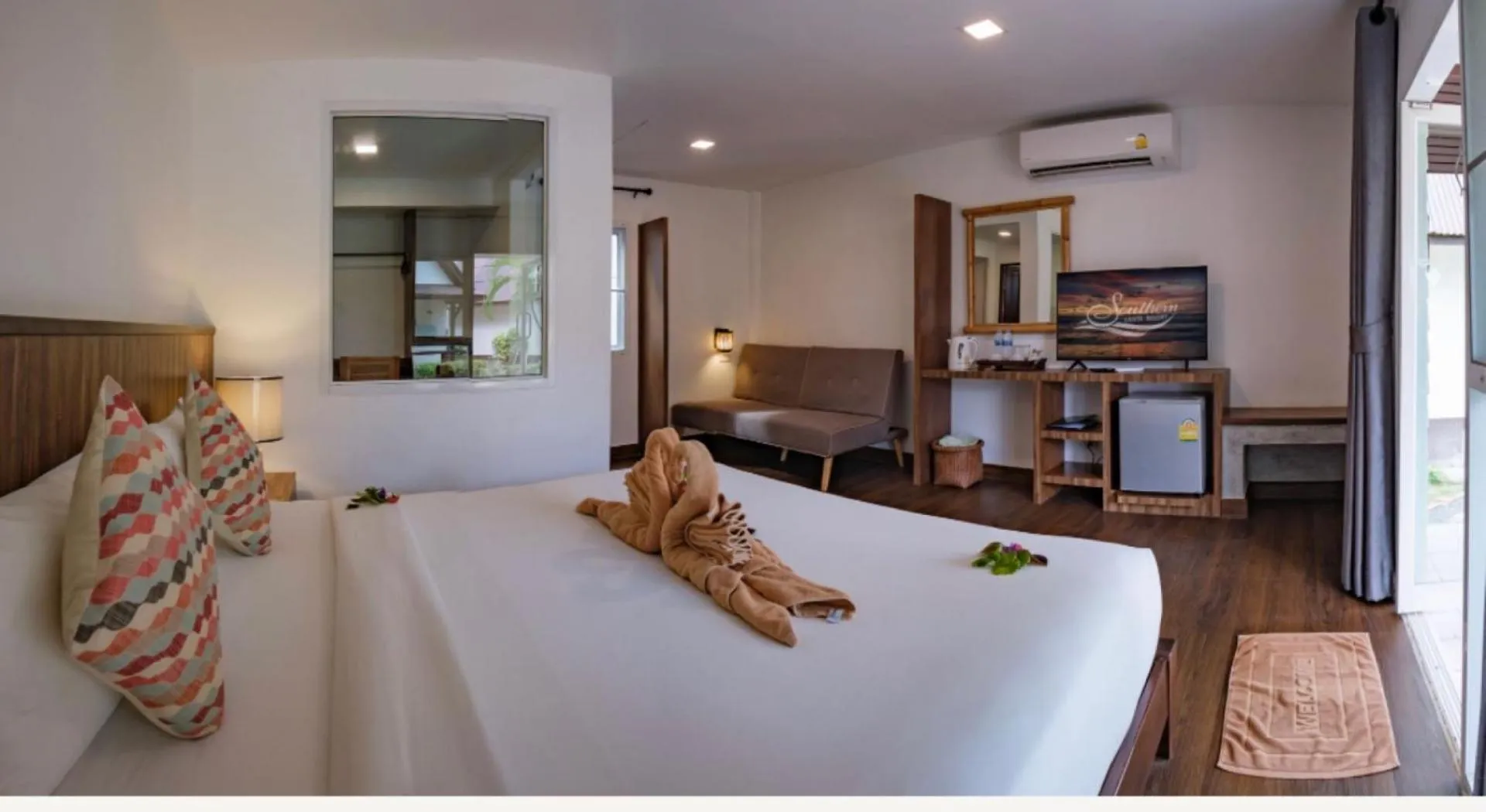 Bed in Southern Lanta Resort