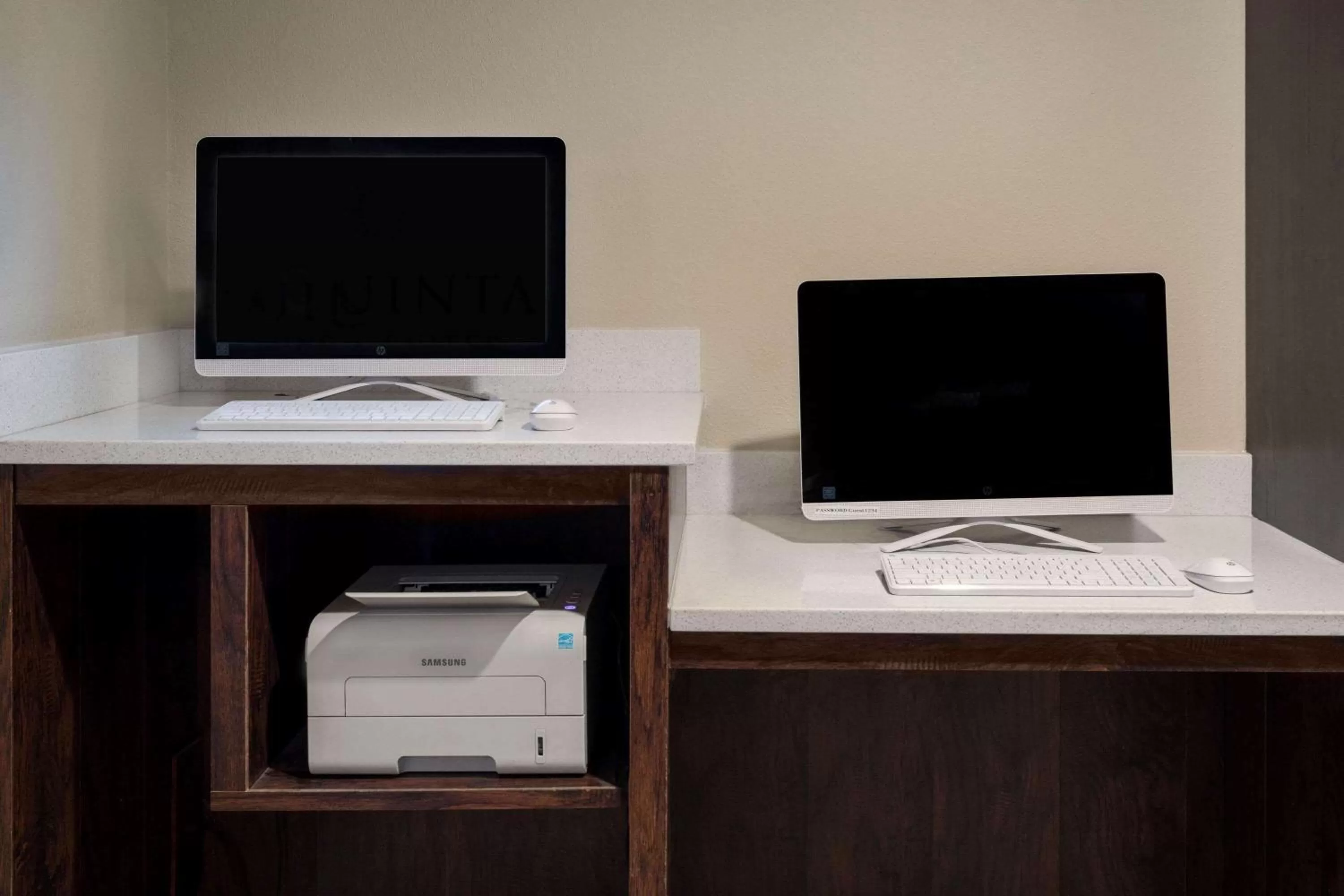 Business facilities in La Quinta by Wyndham Henderson-Northeast Denver